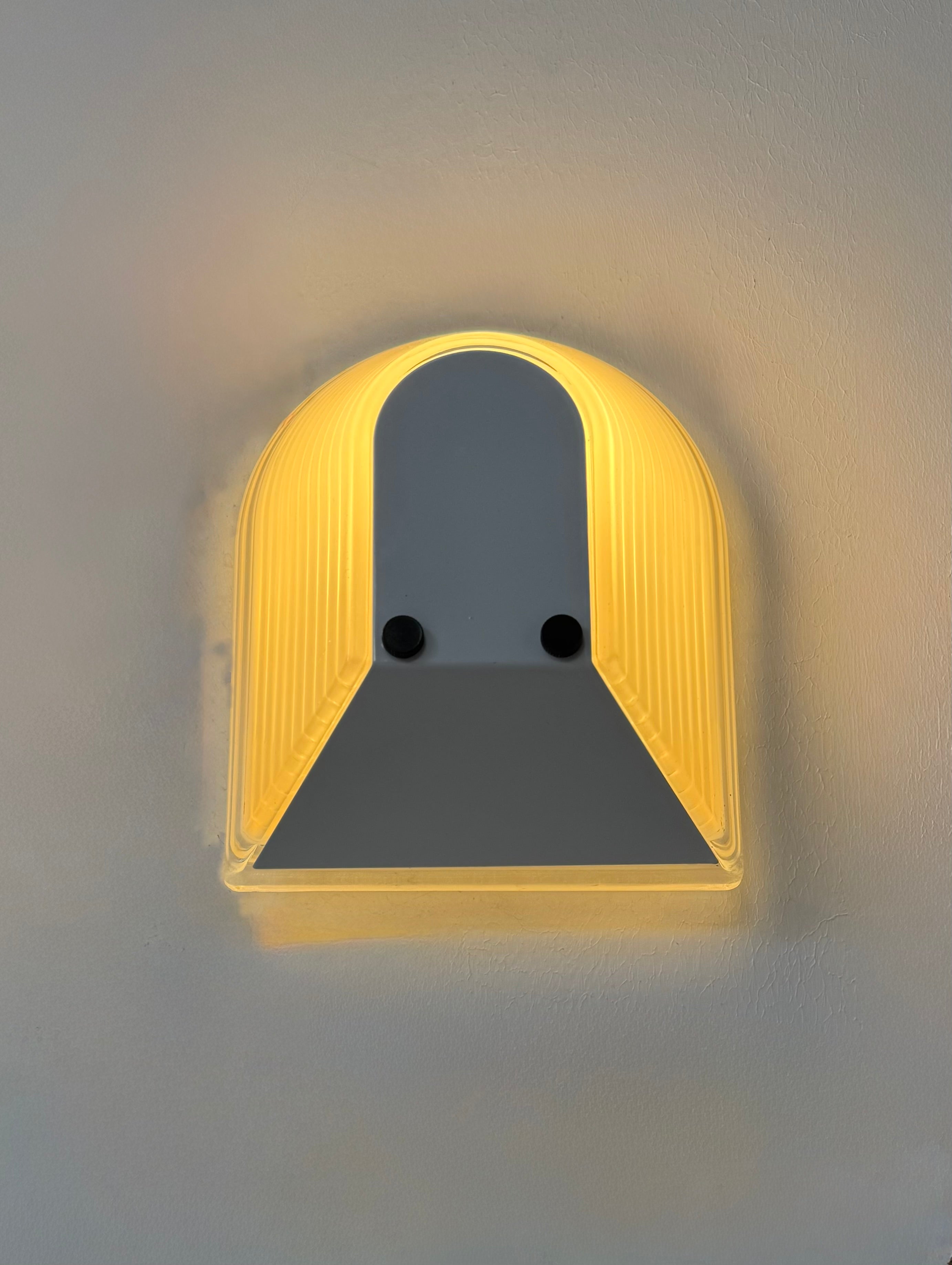 Set_of_2_Wall_Sconces_by_Roberto_Fiorato_for_Prisma,_Frosted_Glass,_1980s_Italy