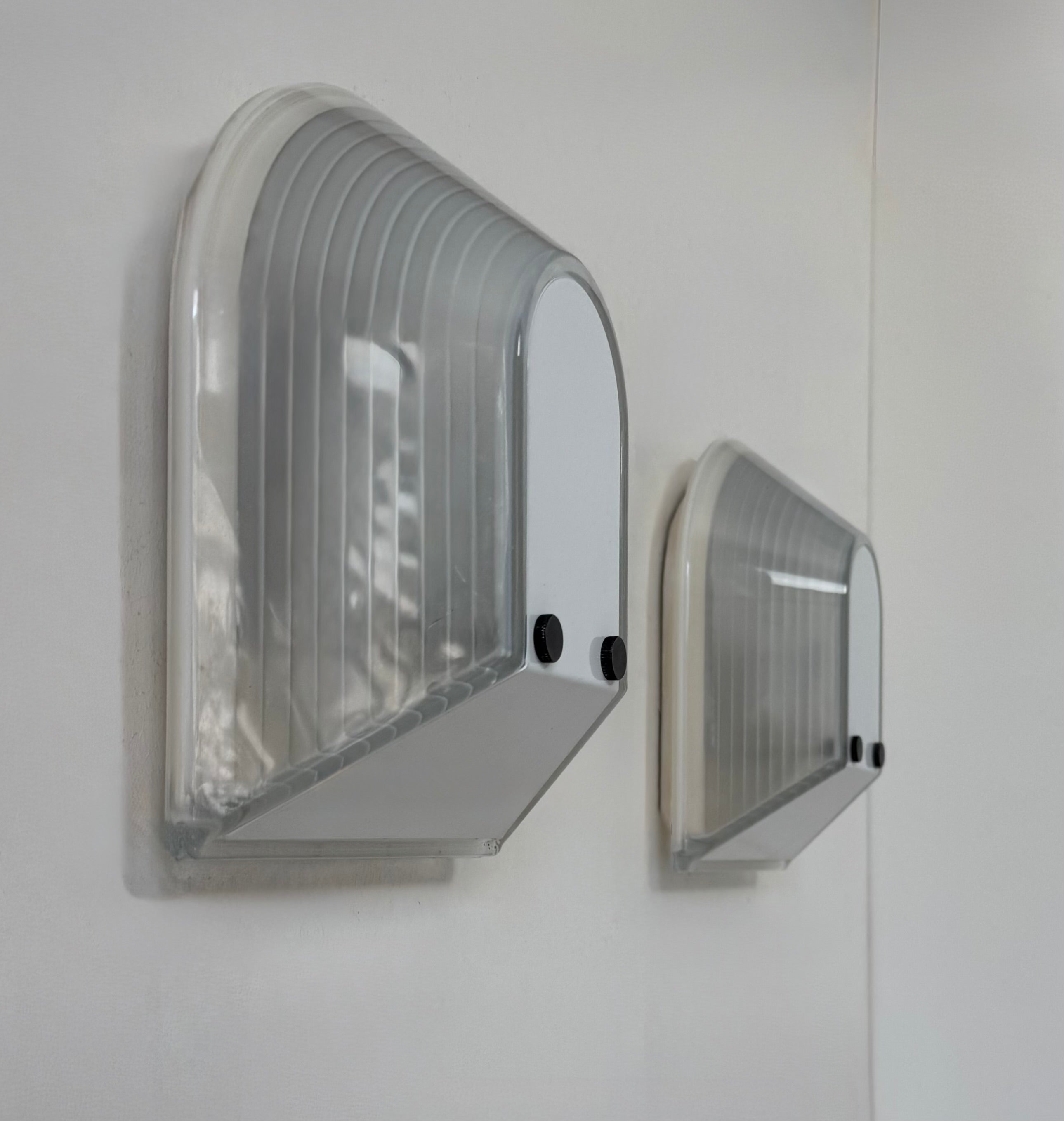 Set_of_2_Wall_Sconces_by_Roberto_Fiorato_for_Prisma,_Frosted_Glass,_1980s_Italy