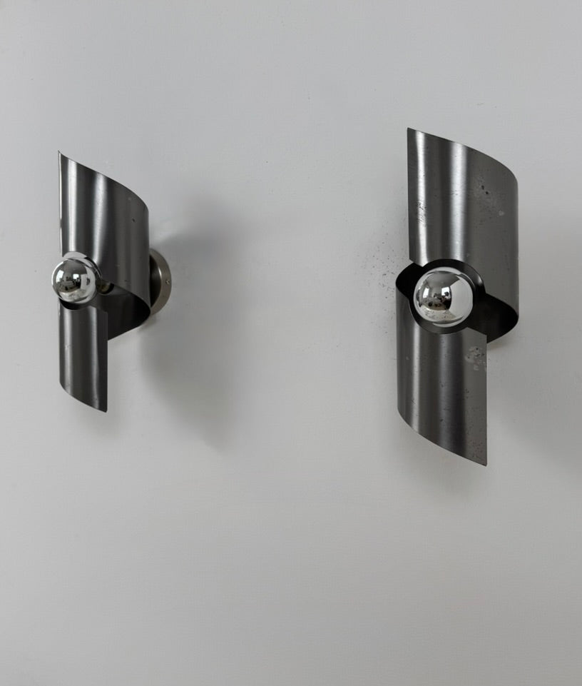 Set_of_French_Patinated_Steel_Wall_Sconces,_Geometric_Indirect_Wall_Lights,_1970s
