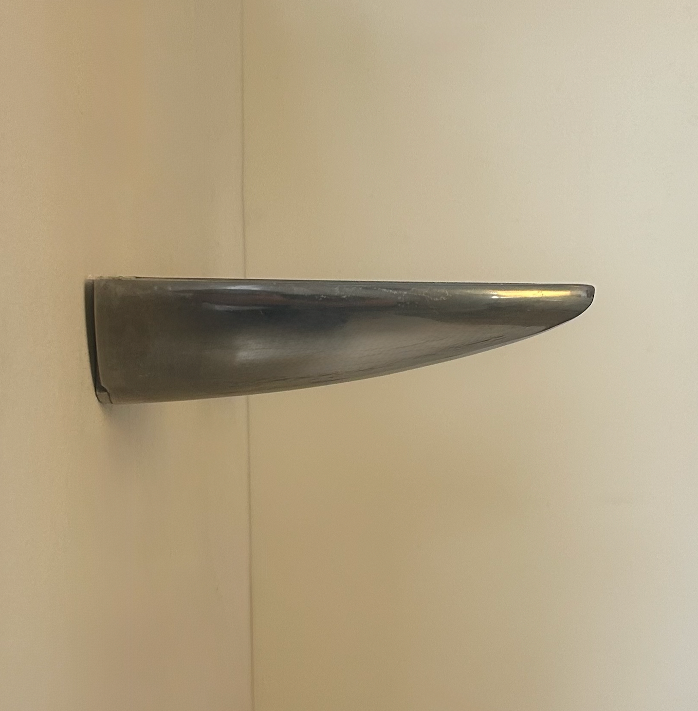 Set_of_2_French_Cast_Aluminium_Wall_Sconces,_1980s
