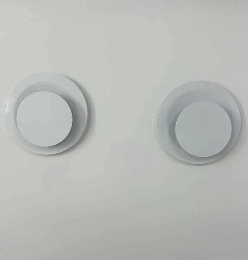 Set_of_2_Swedish_White_Metal_Wall_Sconces,_Scandinavian_Minimalist_Wall_Lights,_1970s