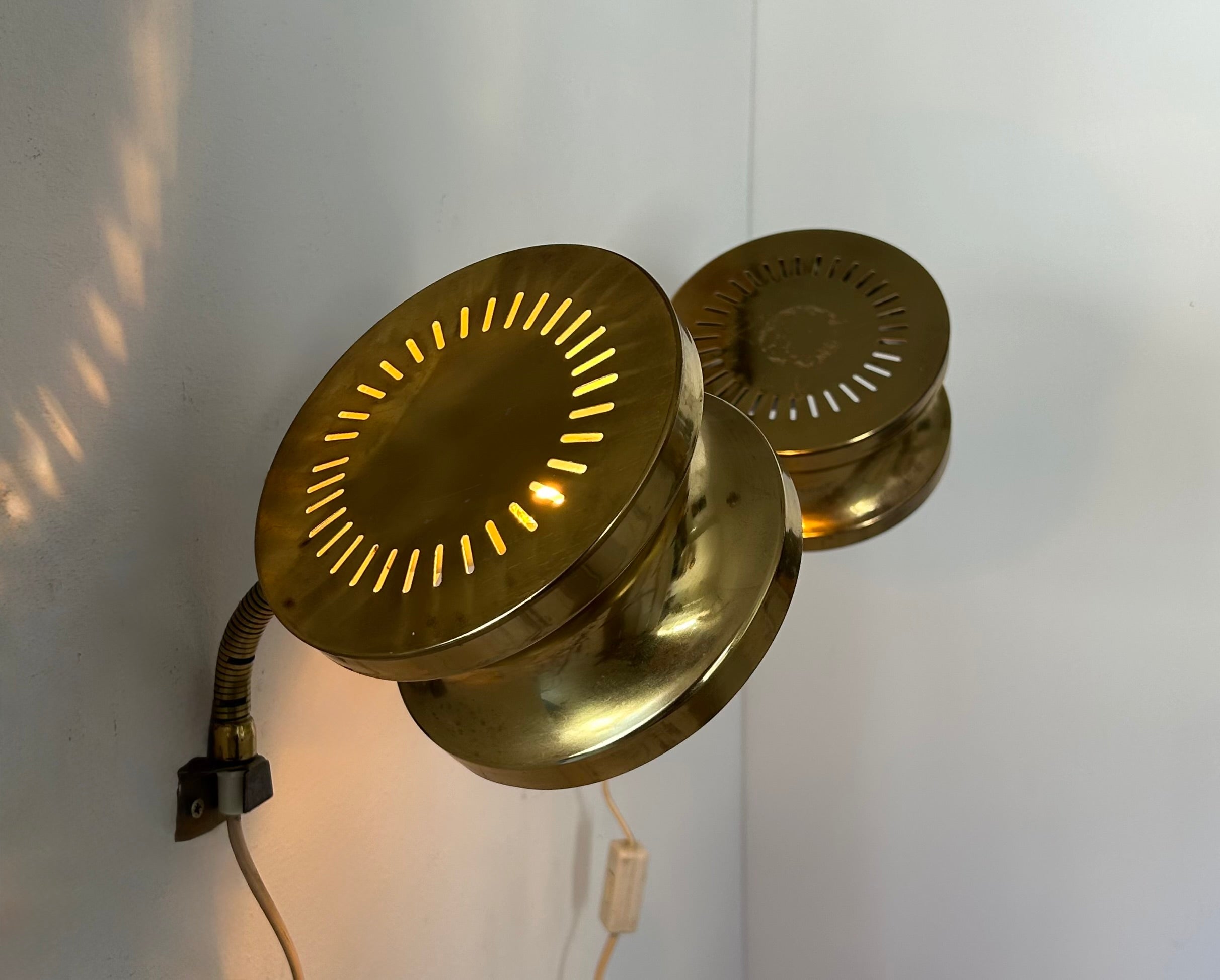 Set_of_2_Adjustable_Brass_Wall_Sconces,_1960s,_Sweden