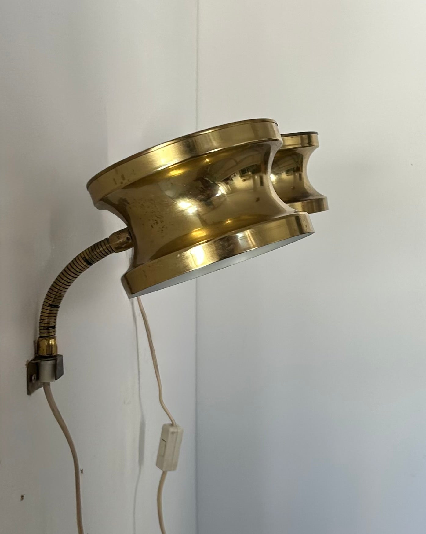 Set_of_2_Adjustable_Brass_Wall_Sconces,_1960s,_Sweden