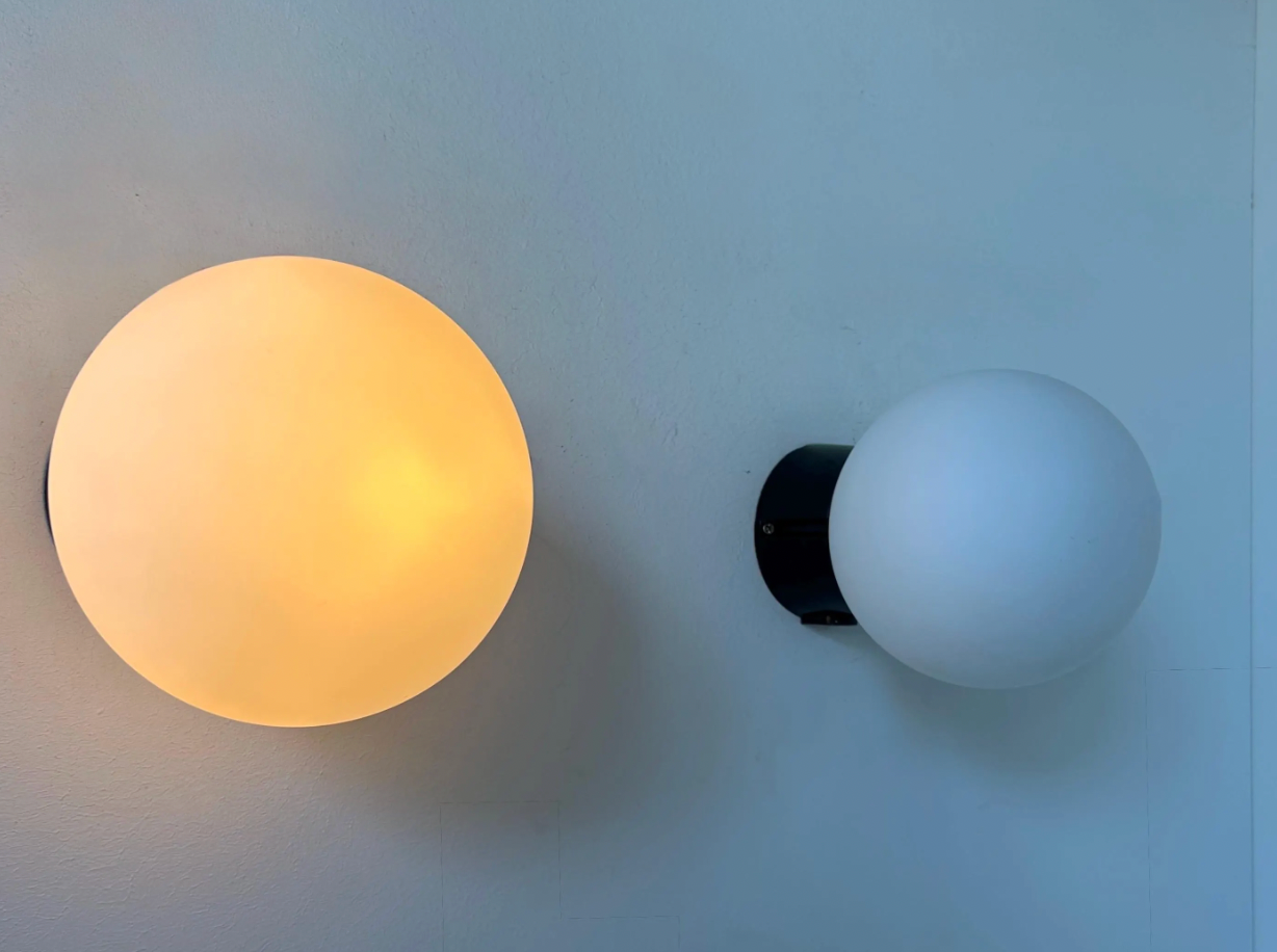 Set_of_2_RAAK_Opaline_and_Bakelite_Wall_Sconces,_Dutch_Mid_Century_Modern_Lighting,_1970s