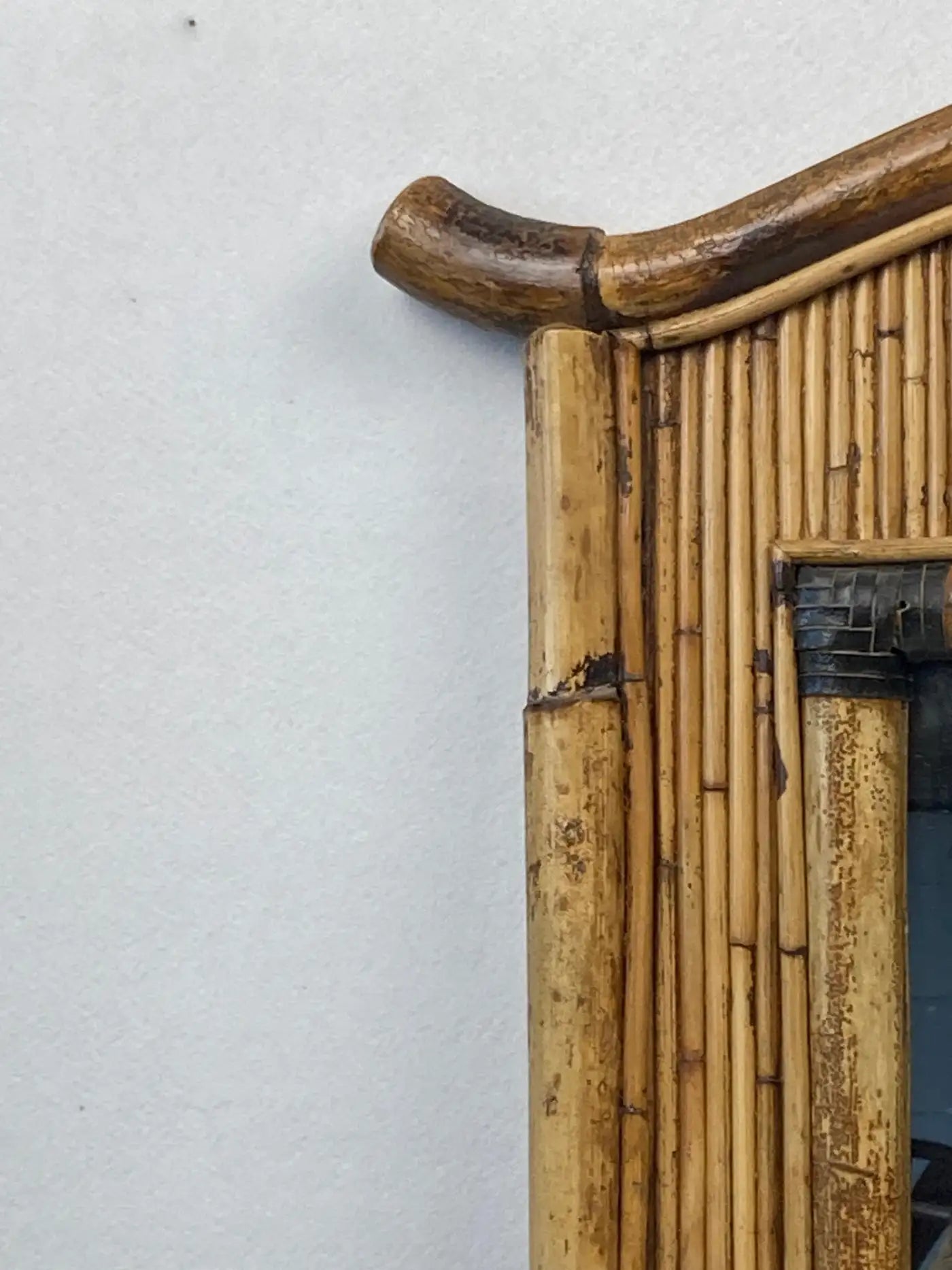 Palm_Regency_Bamboo_Rattan_Mirror,_1960s,_Philippines_Attributed