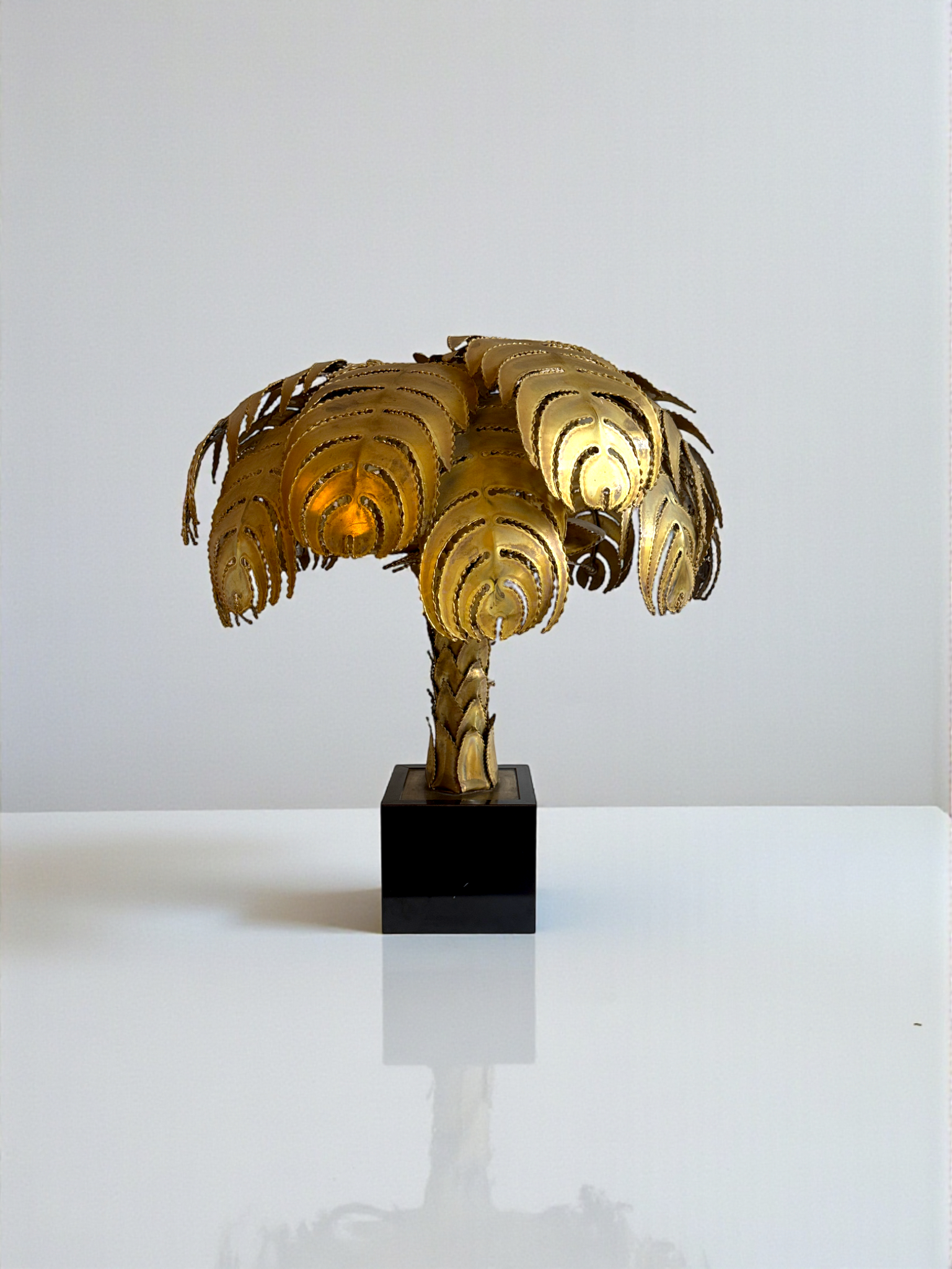 Christian_Techoueyres_Palm_Tree_Table_Lamp_for_Maison_Jansen,_1970s,_France