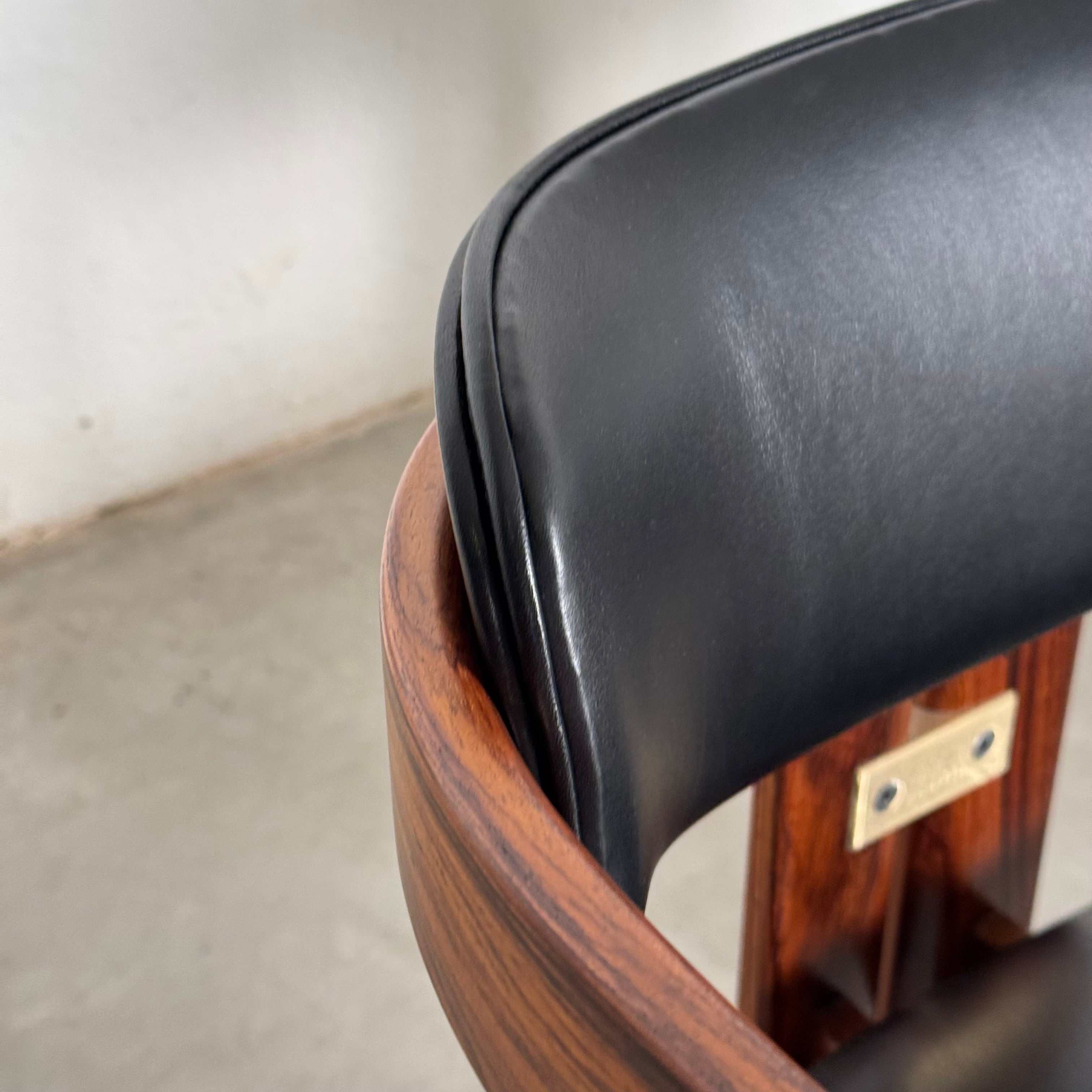 Set_of_8_“Pamplona”_Chairs_by_Augusto_Savini_for_Pozzi,_1960s