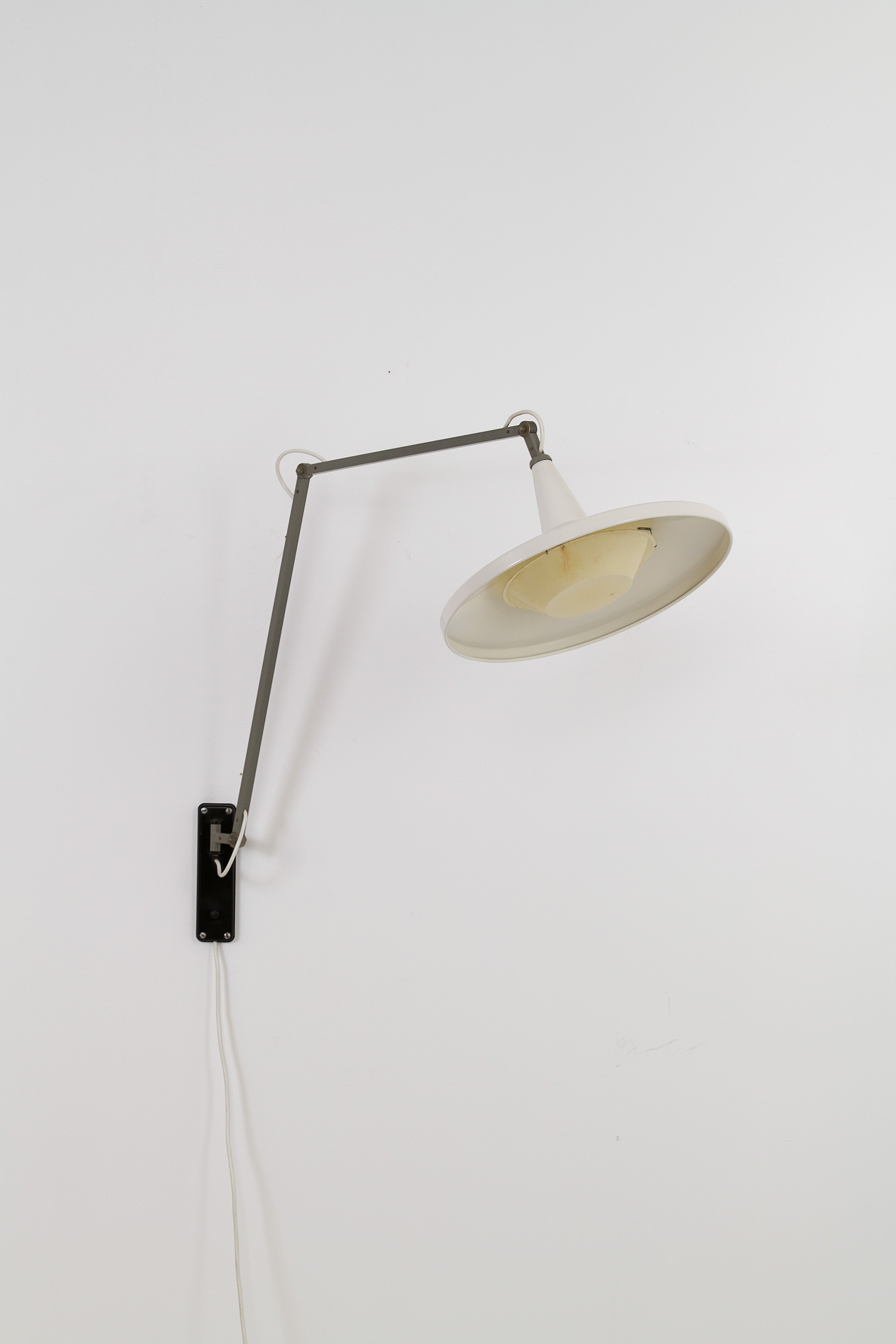 Panama_Wall_Lamp_by_Wim_Rietveld_for_Gispen,_Netherlands,_1950s