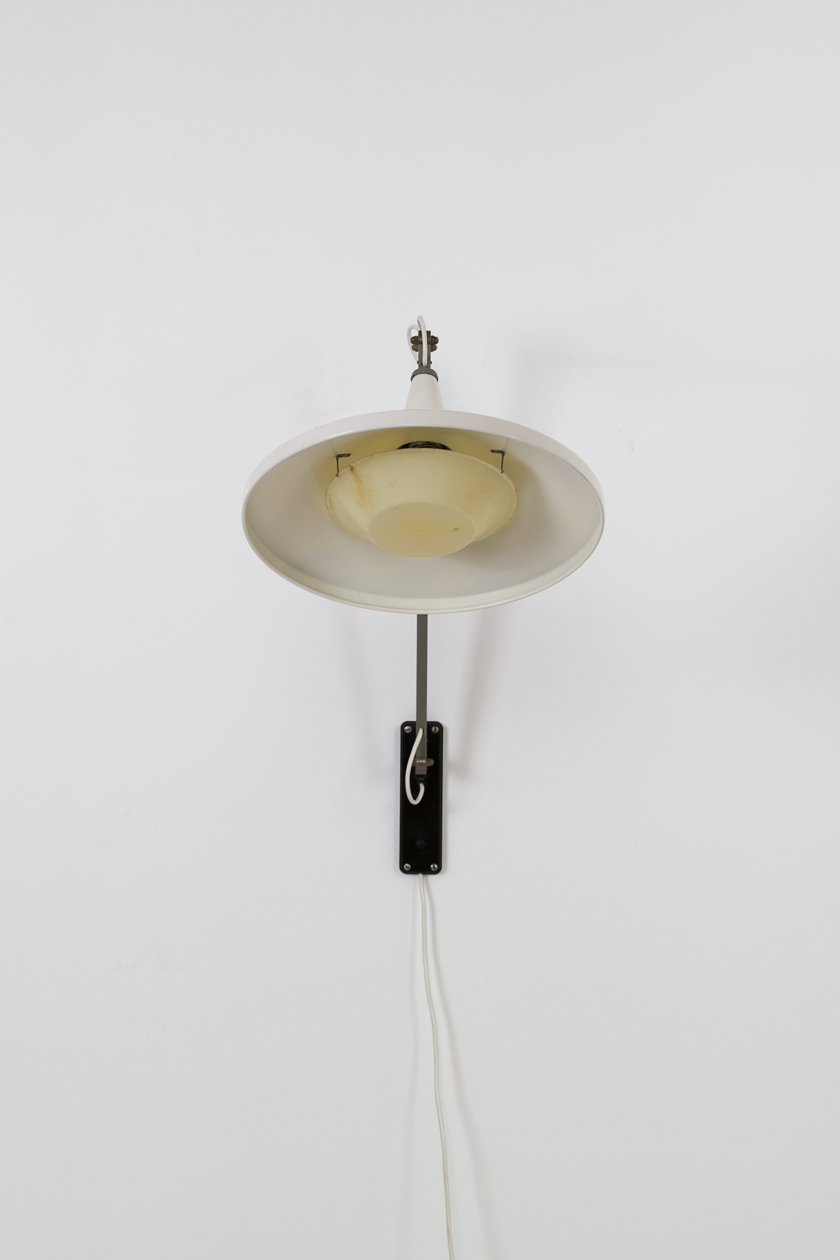 Panama_Wall_Lamp_by_Wim_Rietveld_for_Gispen,_Netherlands,_1950s