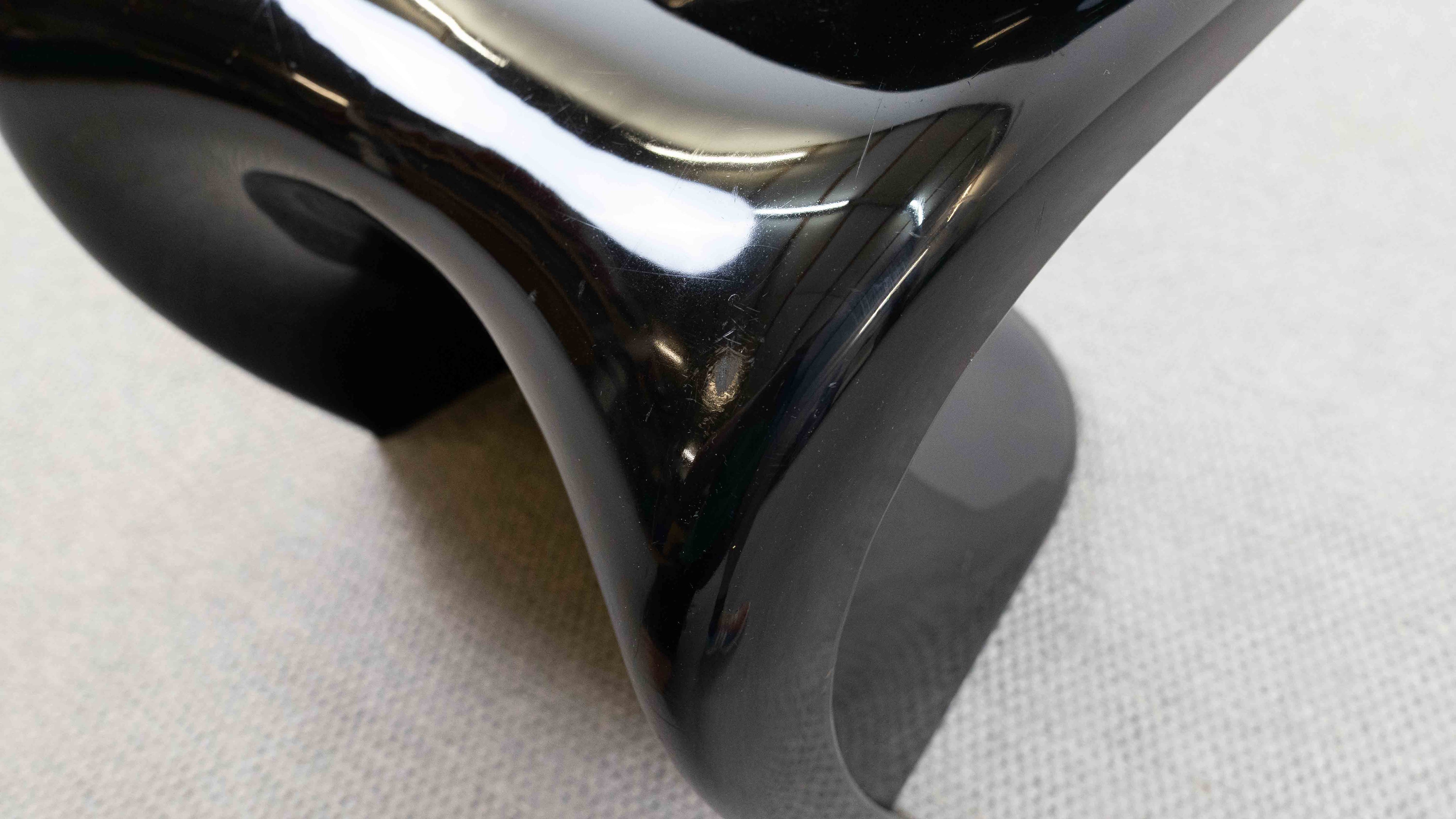 Panton_S-Chair_by_Verner_Panton_for_Herman_Miller_Fehlbaum,_Black_Luran-S,_1971