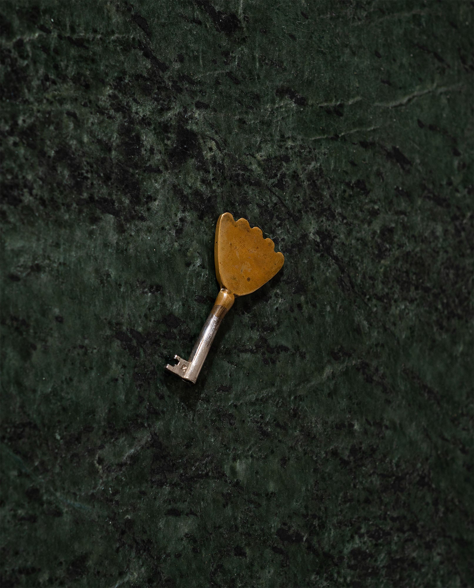 Paolo_Buffa_Walnut_and_Birch_Burl_Sideboard_with_Marble_Top,_Italy,_1956
