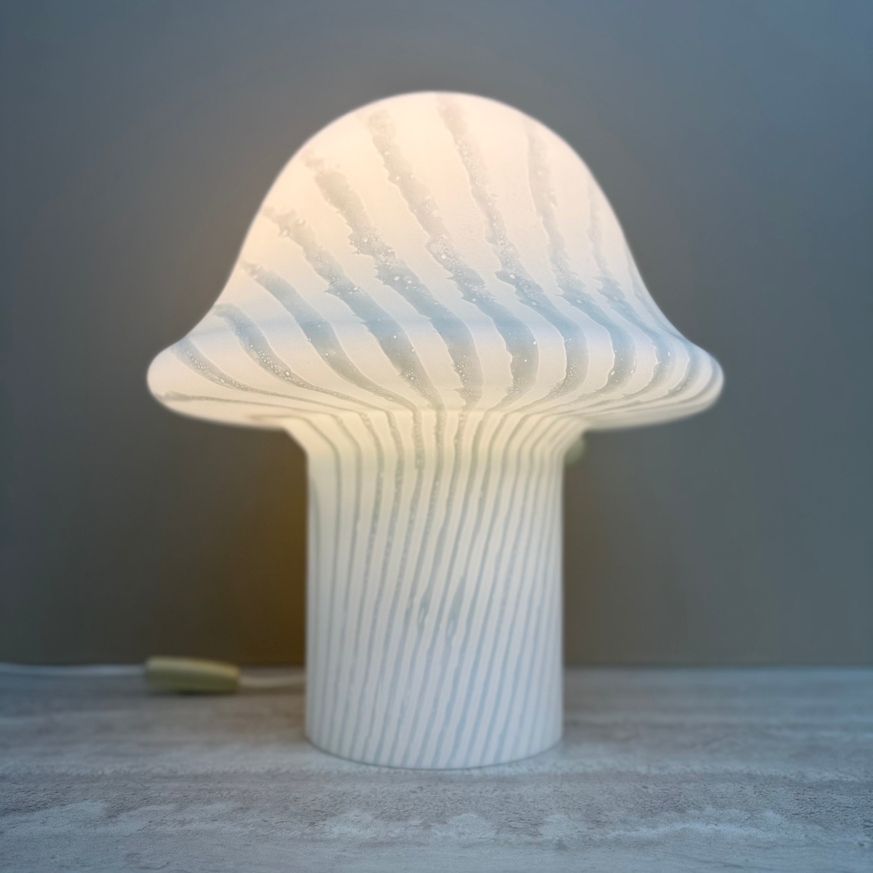 Peil_&_Putzler_Zebra_Glass_Mushroom_Table_Lamp,_Germany_1970s