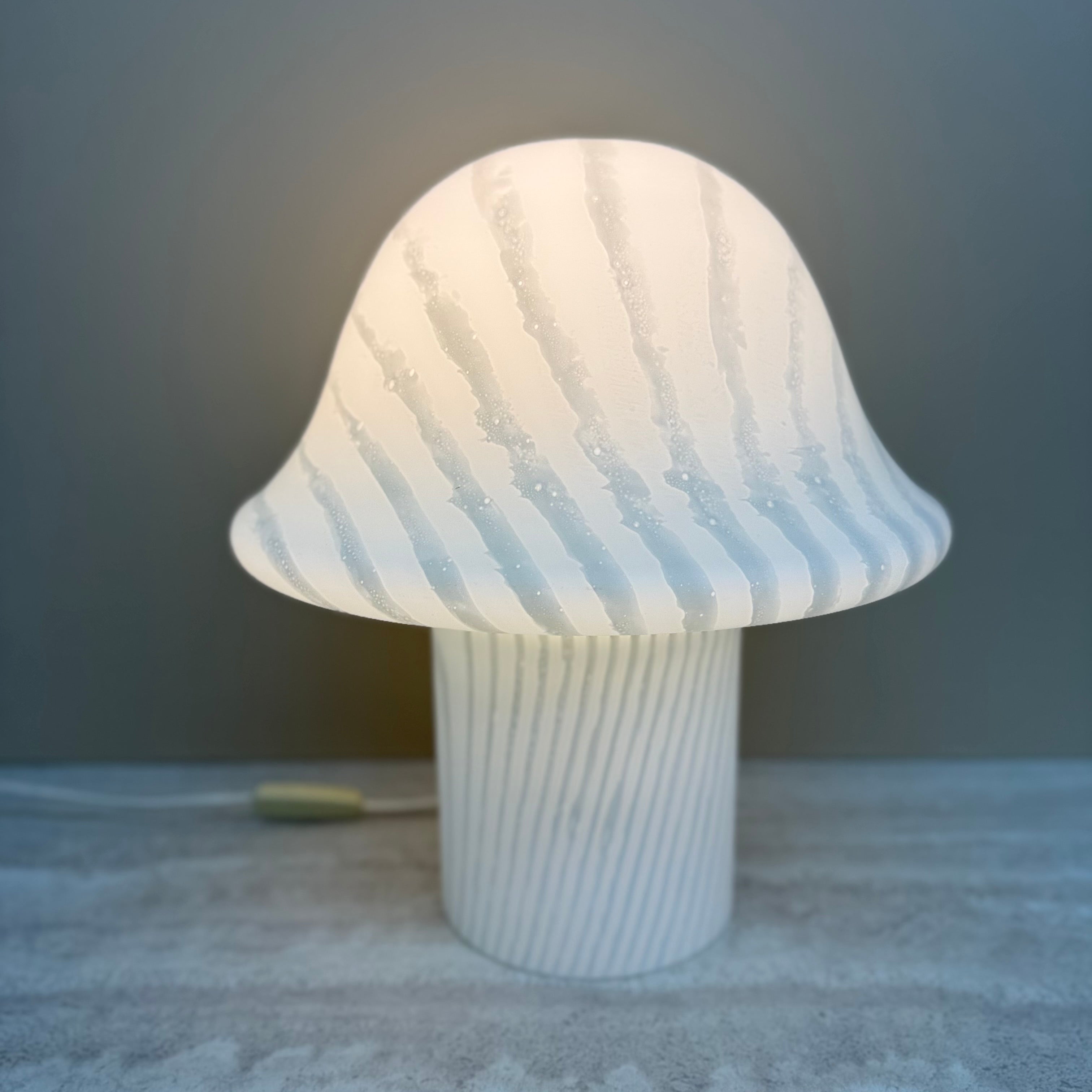 Peil_&_Putzler_Zebra_Glass_Mushroom_Table_Lamp,_Germany_1970s