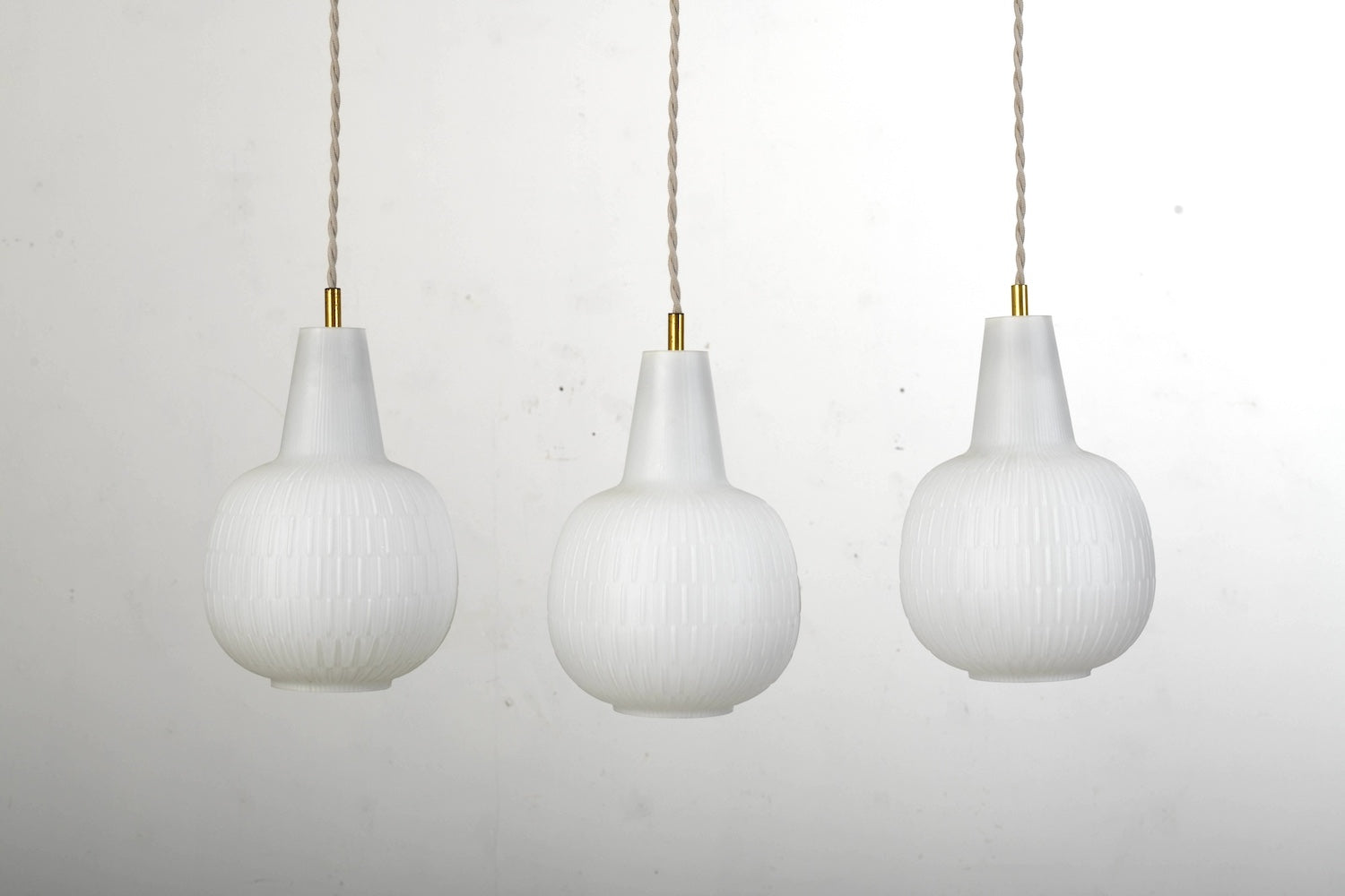 Pendant_Lamp_by_Aloys_Gangkofner_for_Peill_&_Putzler