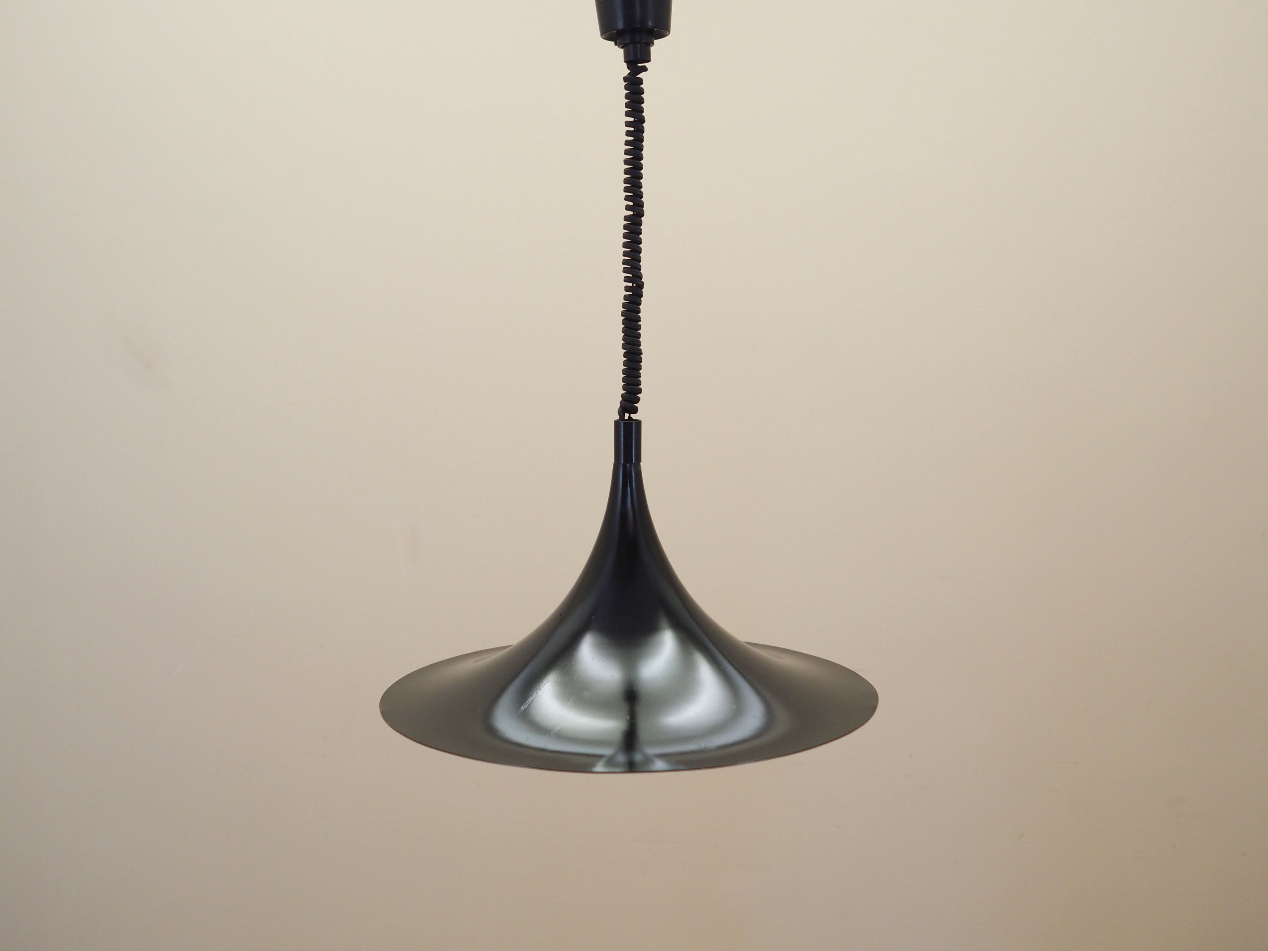 Modern_Metal_Pendant_Lamp,_1970s,_Denmark