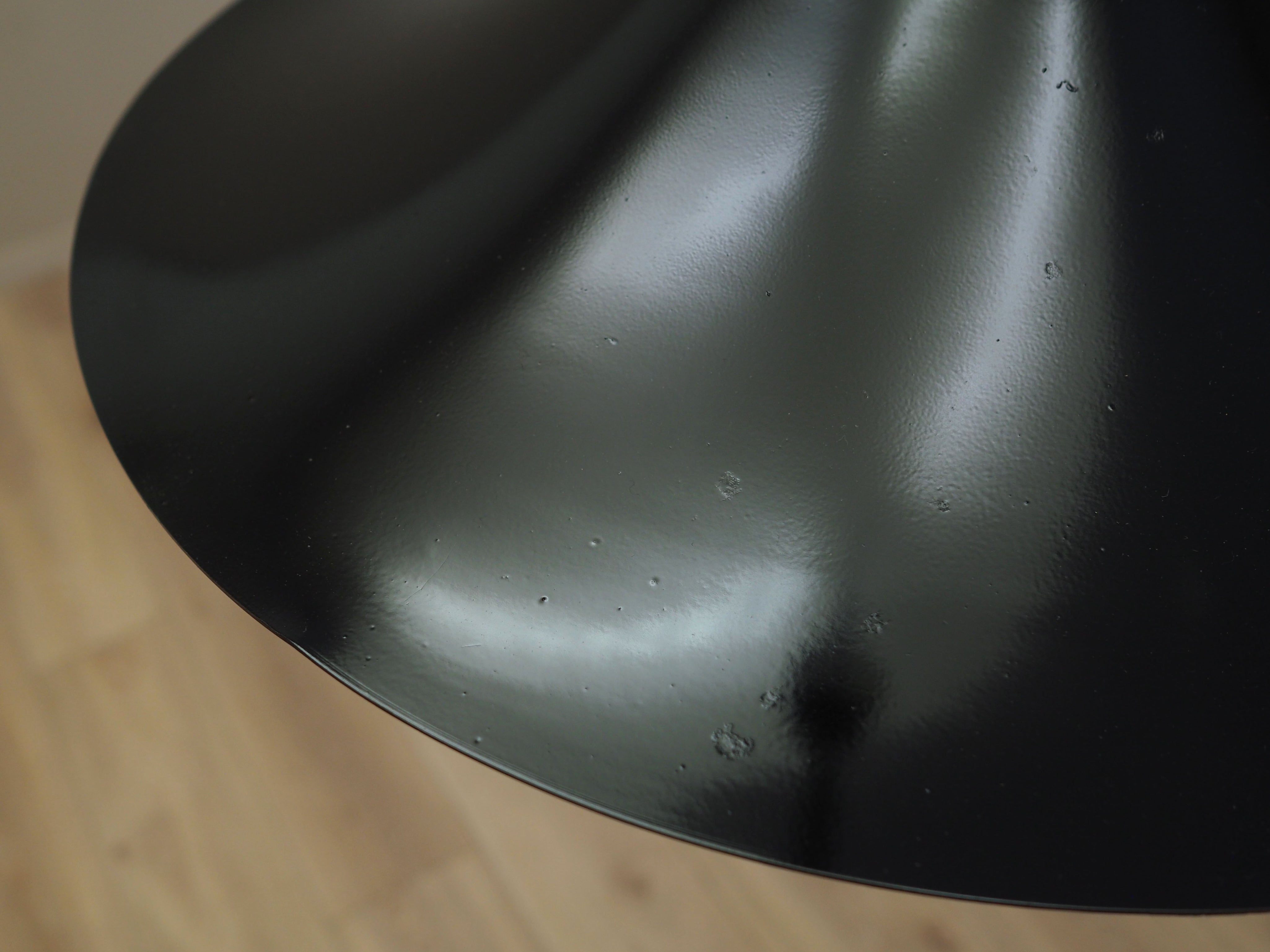 Modern_Metal_Pendant_Lamp,_1970s,_Denmark