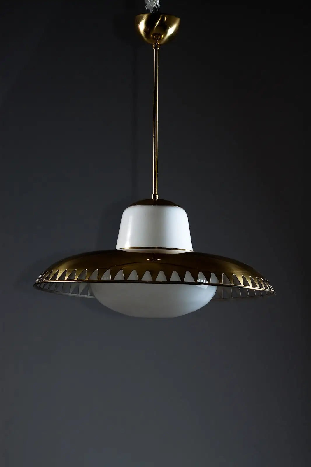 Pendant_Lamp_Lisa_Johansson-Pape_Brass_Glass_ORNO_1950s_Finland