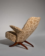 Theo_Ruth_Penguin_Lounge_Chair_for_Artifort_in_Floral_Upholstery,_Netherlands_1950s