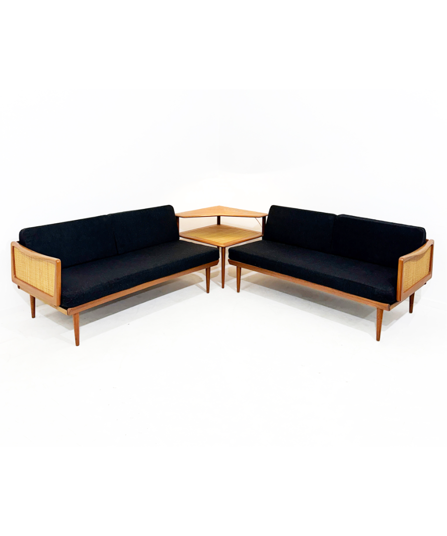 Peter_Hvidt_&_Orla_Mølgaard-Nielsen_Corner_Sofa_Set_for_France_&_Son,_1960s