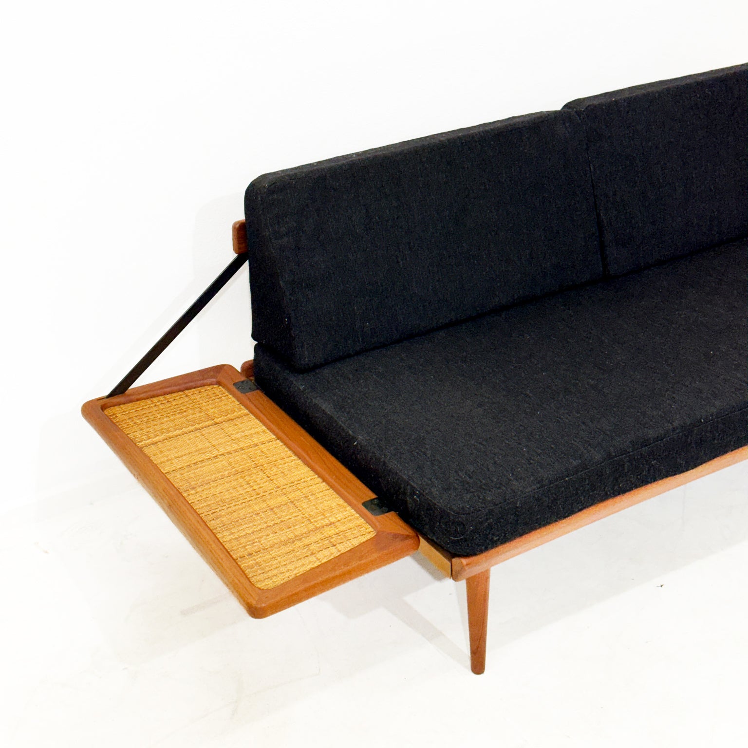 Peter_Hvidt_&_Orla_Mølgaard-Nielsen_Corner_Sofa_Set_for_France_&_Son,_1960s
