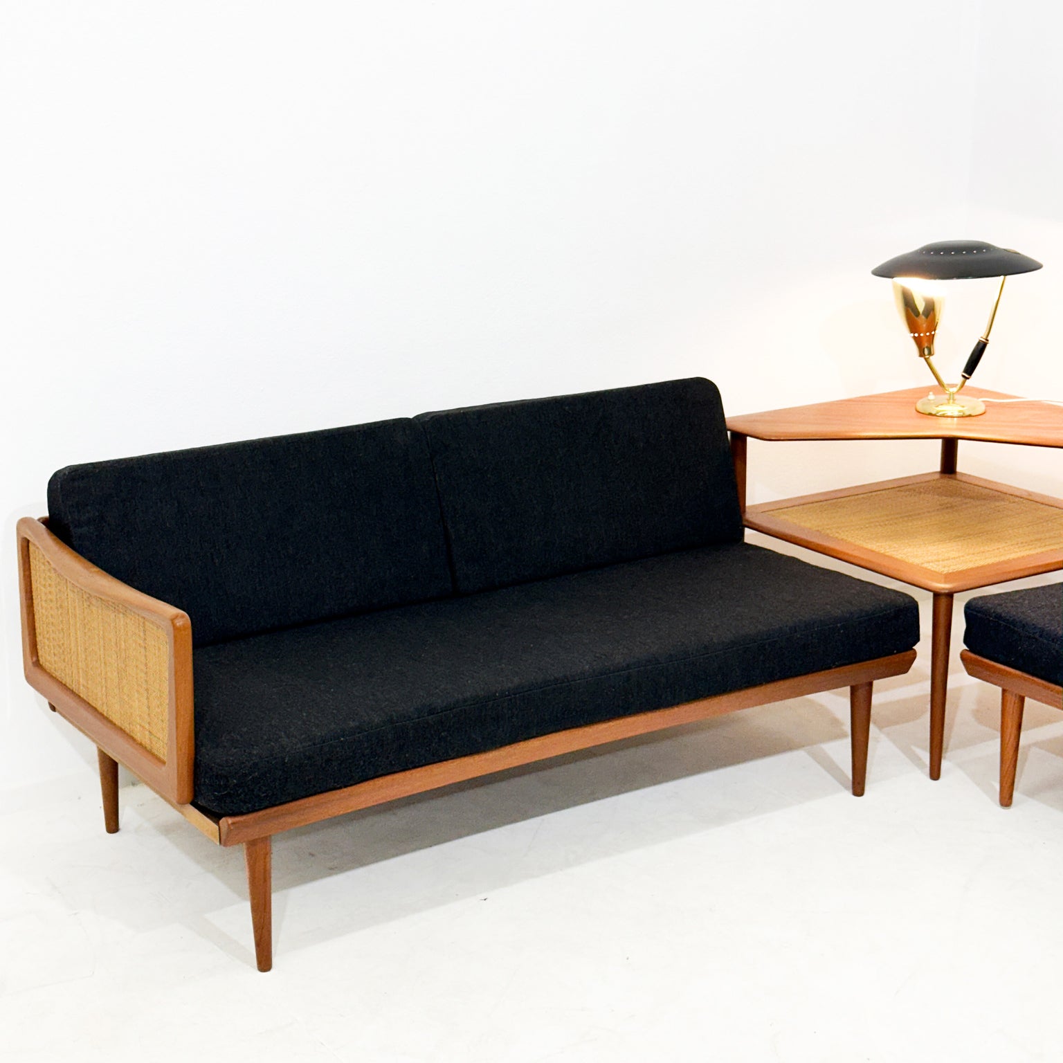 Peter_Hvidt_&_Orla_Mølgaard-Nielsen_Corner_Sofa_Set_for_France_&_Son,_1960s