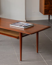 FD-516_Teak_Coffee_Table_by_Peter_Hvidt_&_Orla_Mølgaard-Nielsen_for_France_&_Daverkosen,_1950s