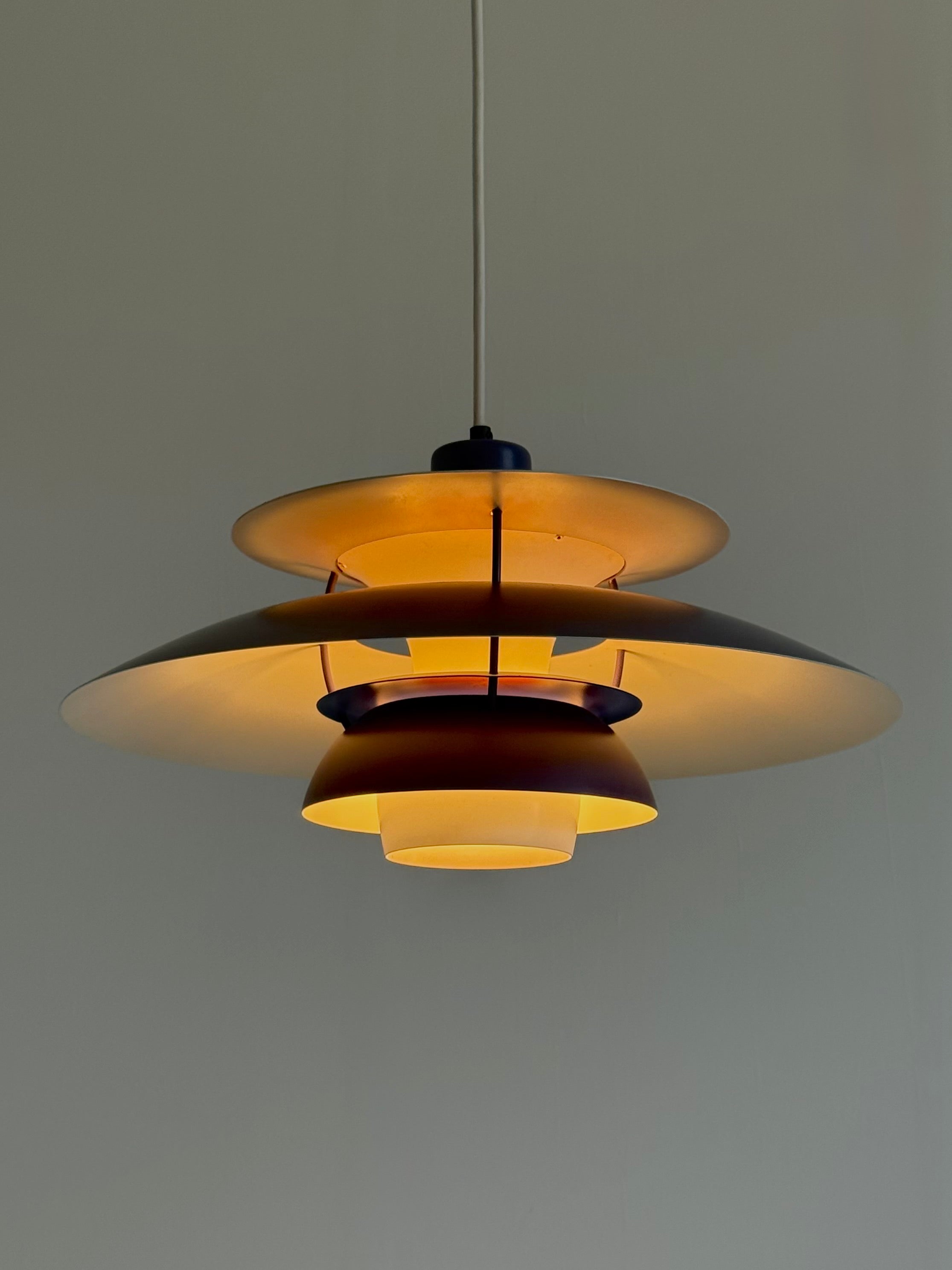 1950s_PH_5_Pendant_Lamp_by_Poul_Henningsen_for_Louis_Poulsen,_Denmark