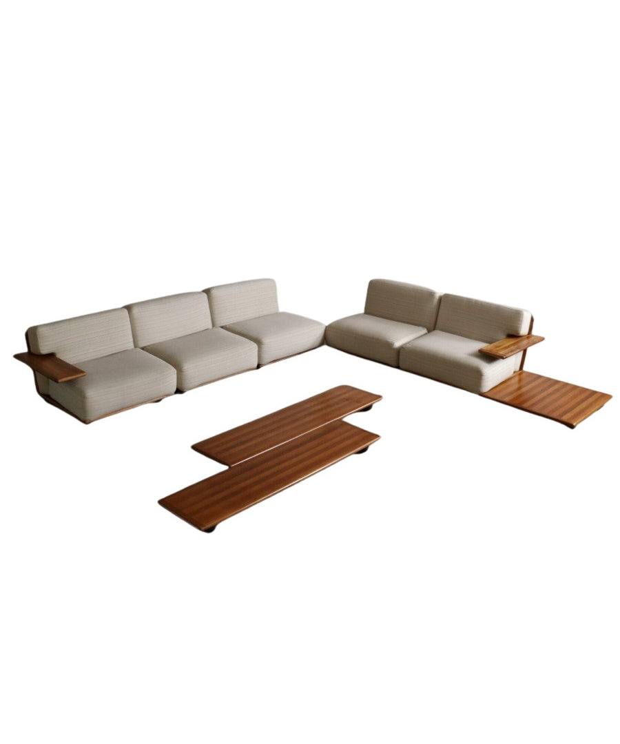 Pianura_Seating_Group_by_Mario_Bellini_for_Cassina,_1971,_Italy