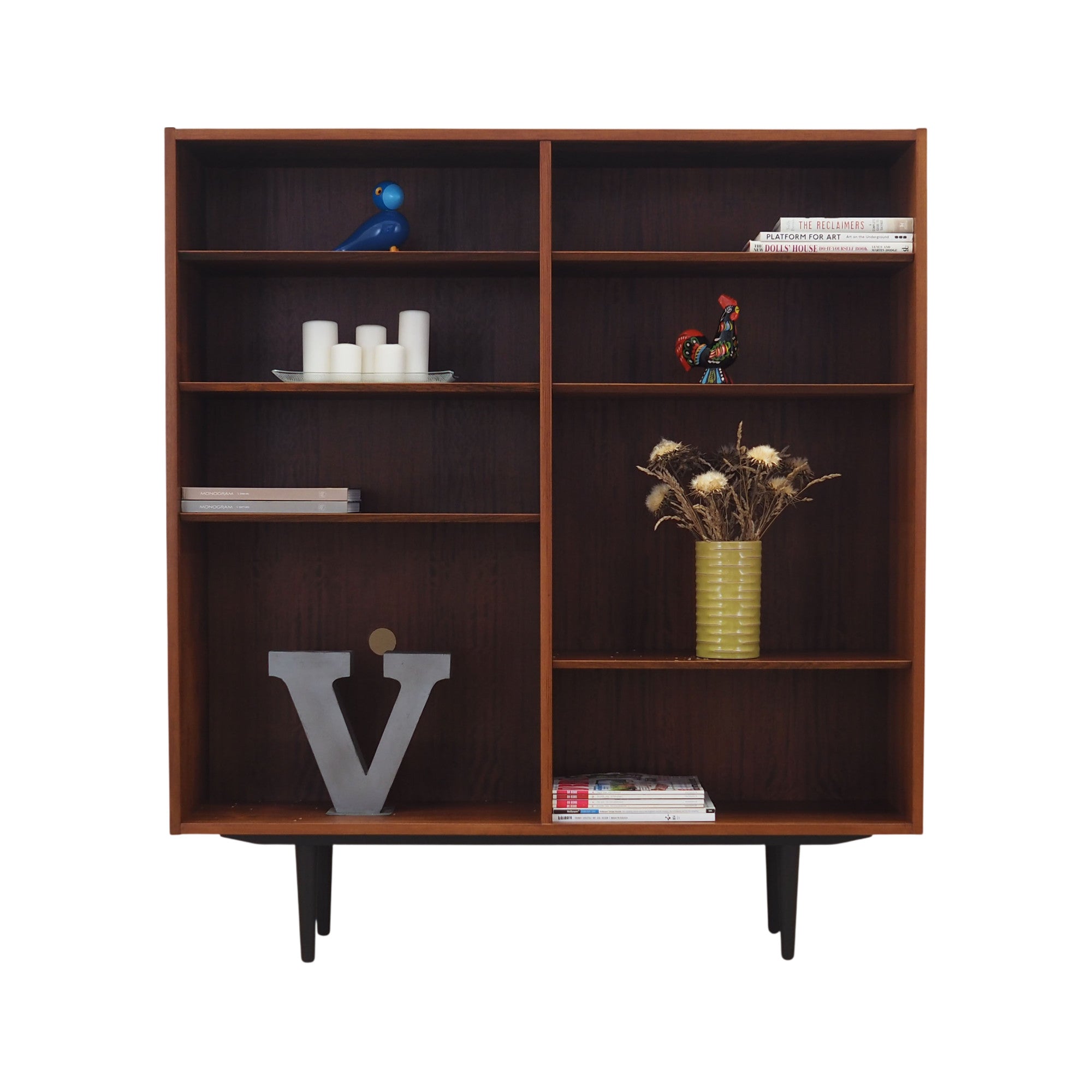 1970s_Danish_Rosewood_Bookcase_by_Hundevad_&_Co.,_Six_Adjustable_Shelves