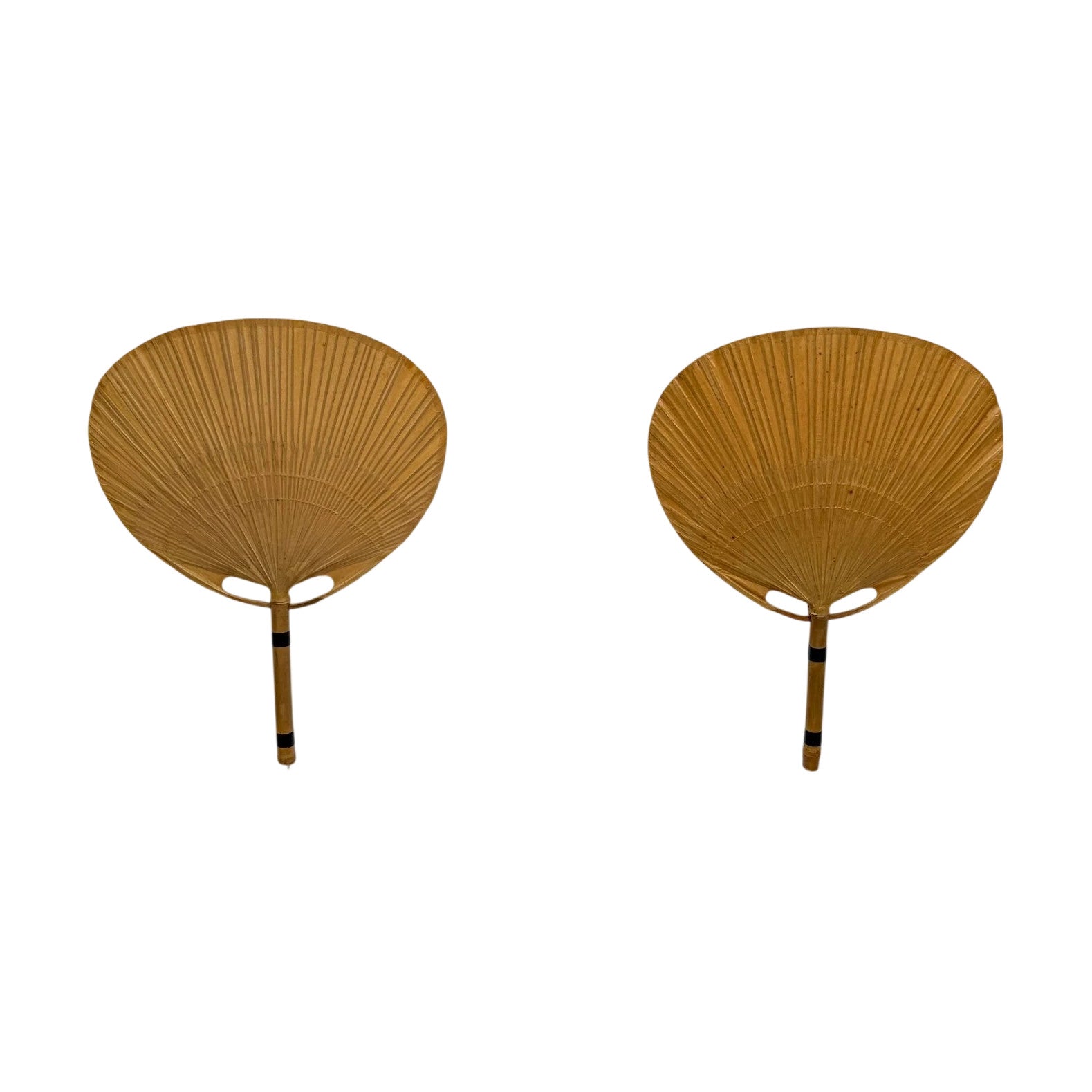Set_of_2_Uchiwa_III_Wall_Lamps_by_Ingo_Maurer_for_M-Design,_Bamboo_and_Paper,_Germany,_1973
