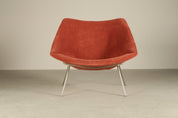 Pierre_Paulin_for_Artifort_F156_“Little_Oyster”_lounge_chair,_1959–1960s