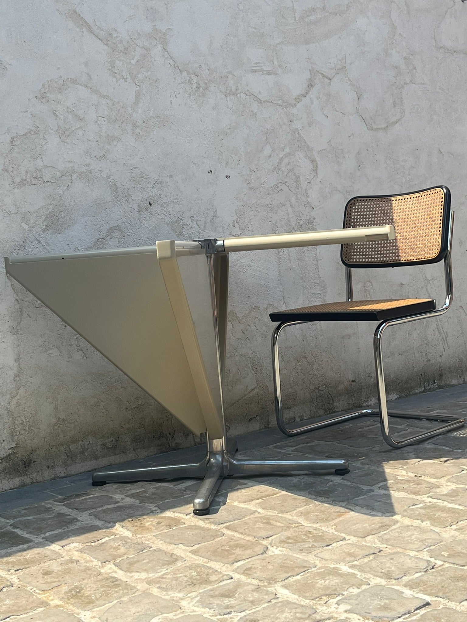 Piretti_Plano_Folding_Table