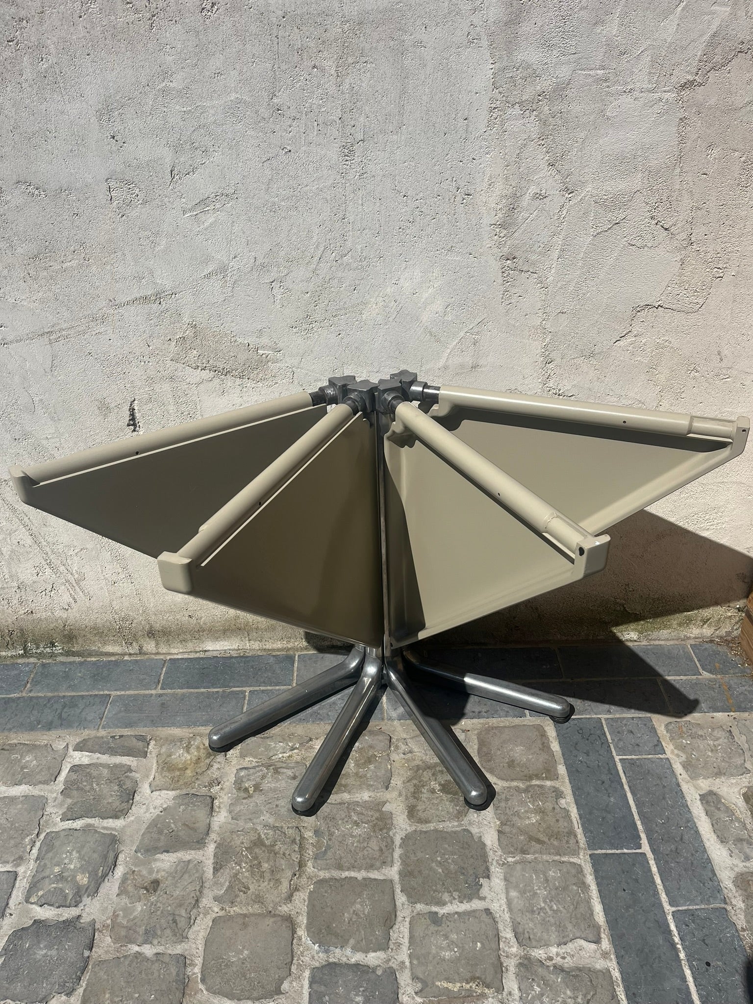 Piretti_Plano_Folding_Table