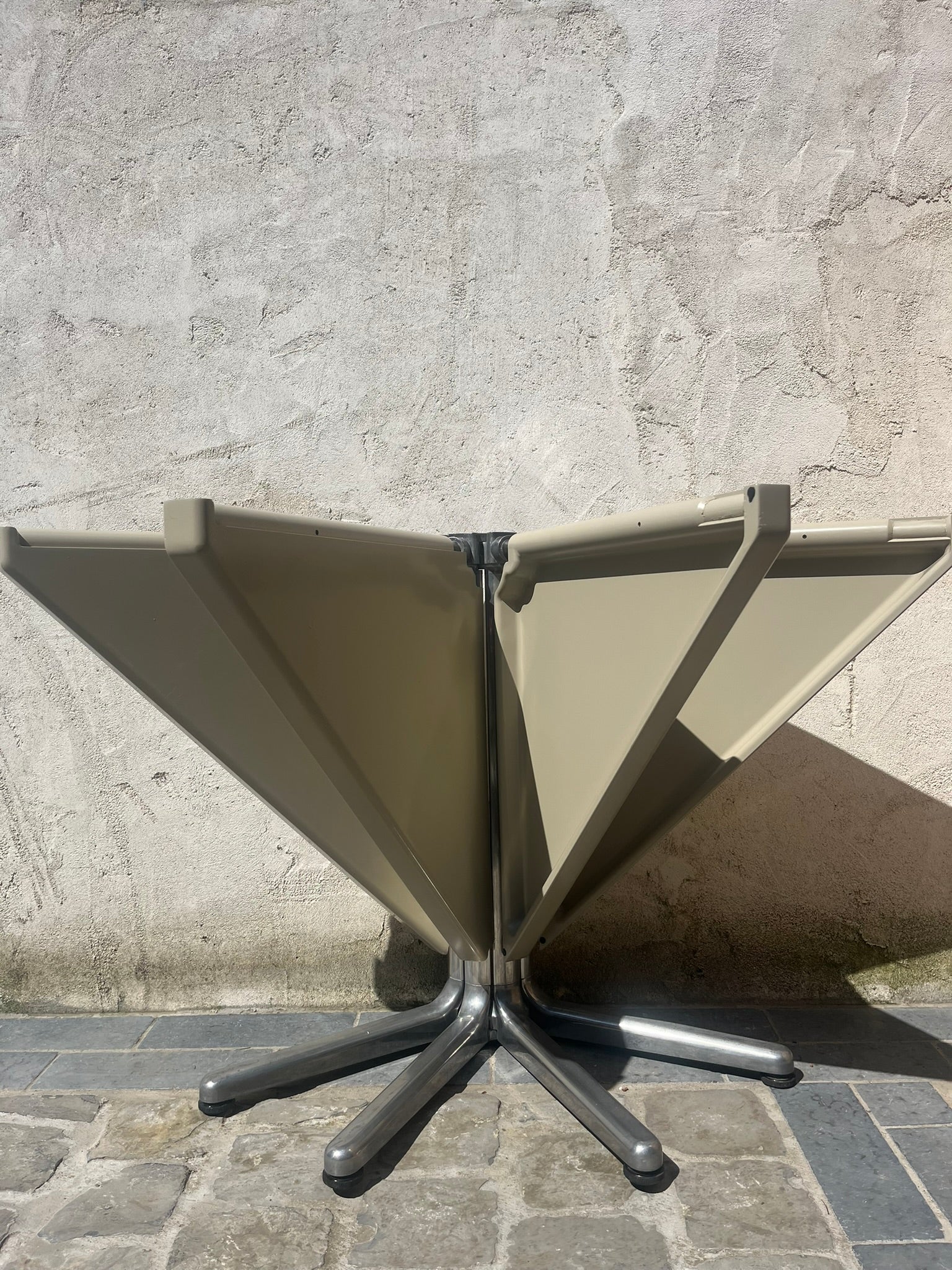Piretti_Plano_Folding_Table