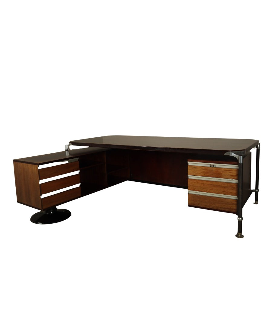 Pitagora_desk_by_Ennio_Fazioli_&_Renato_Venturi_for_MIM_Roma,_1964