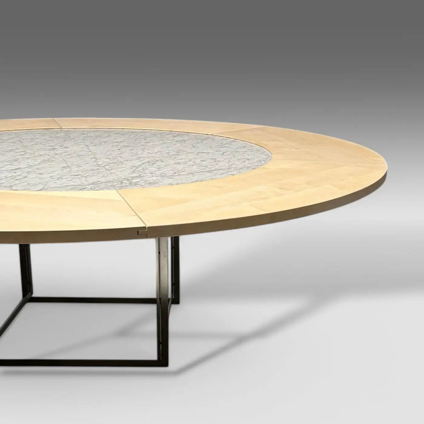 PK54_Dining_Table_by_Poul_Kjærholm_for_Fritz_Hansen,_2011,_Denmark_in_Marble