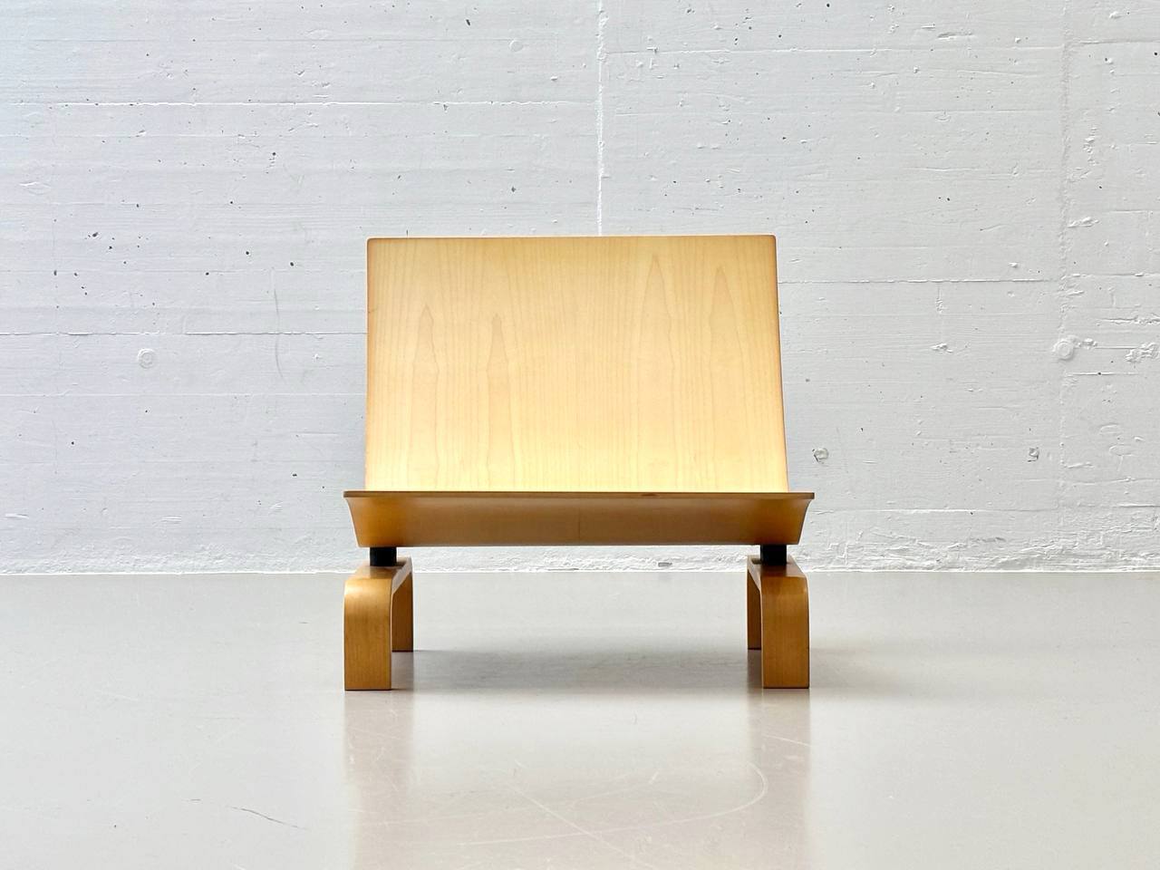 PK_27_armchair_by_Poul_Kjaerholm_for_E._Kold_Christensen,_Denmark,_1971