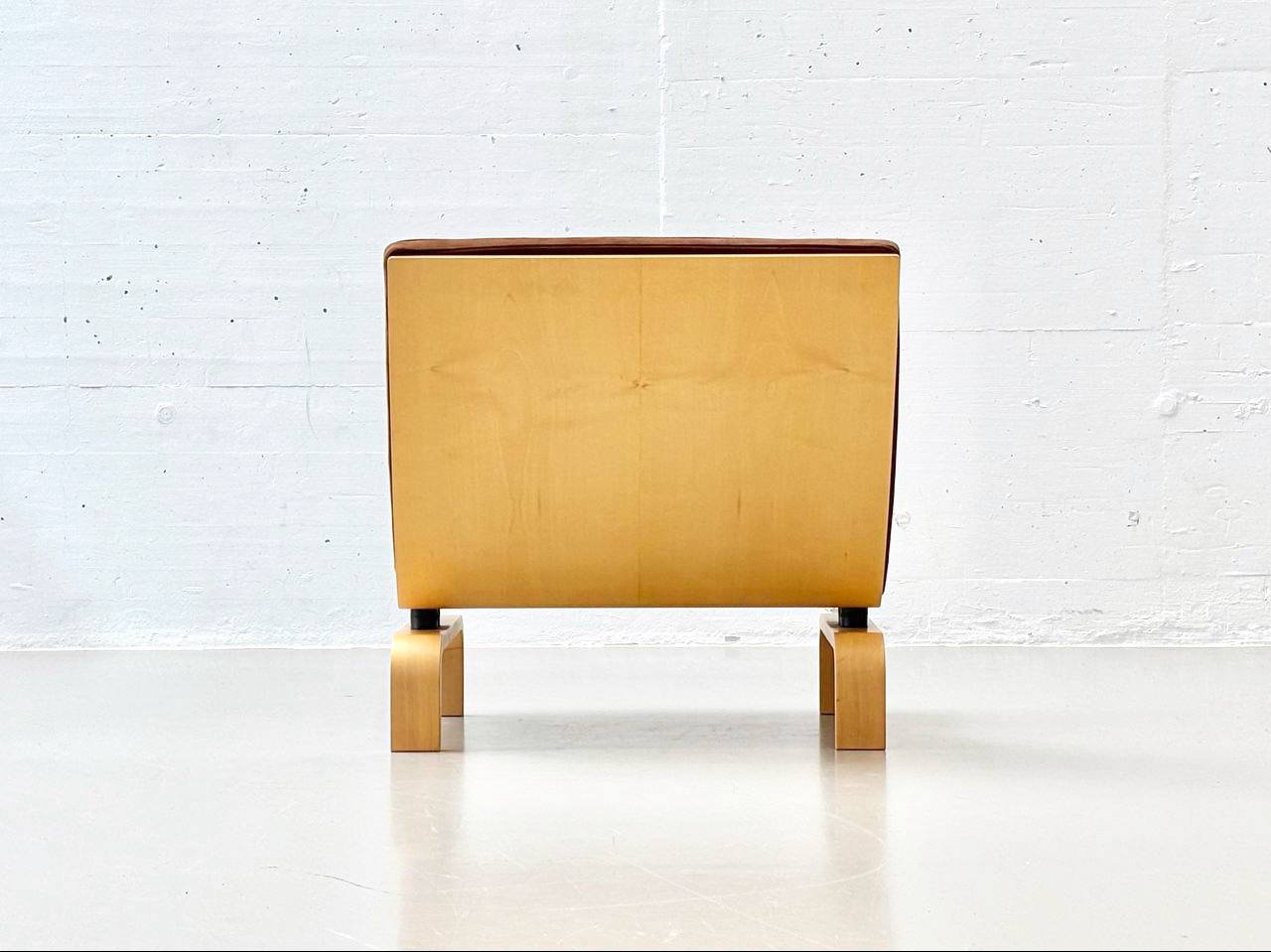 PK_27_armchair_by_Poul_Kjaerholm_for_E._Kold_Christensen,_Denmark,_1971