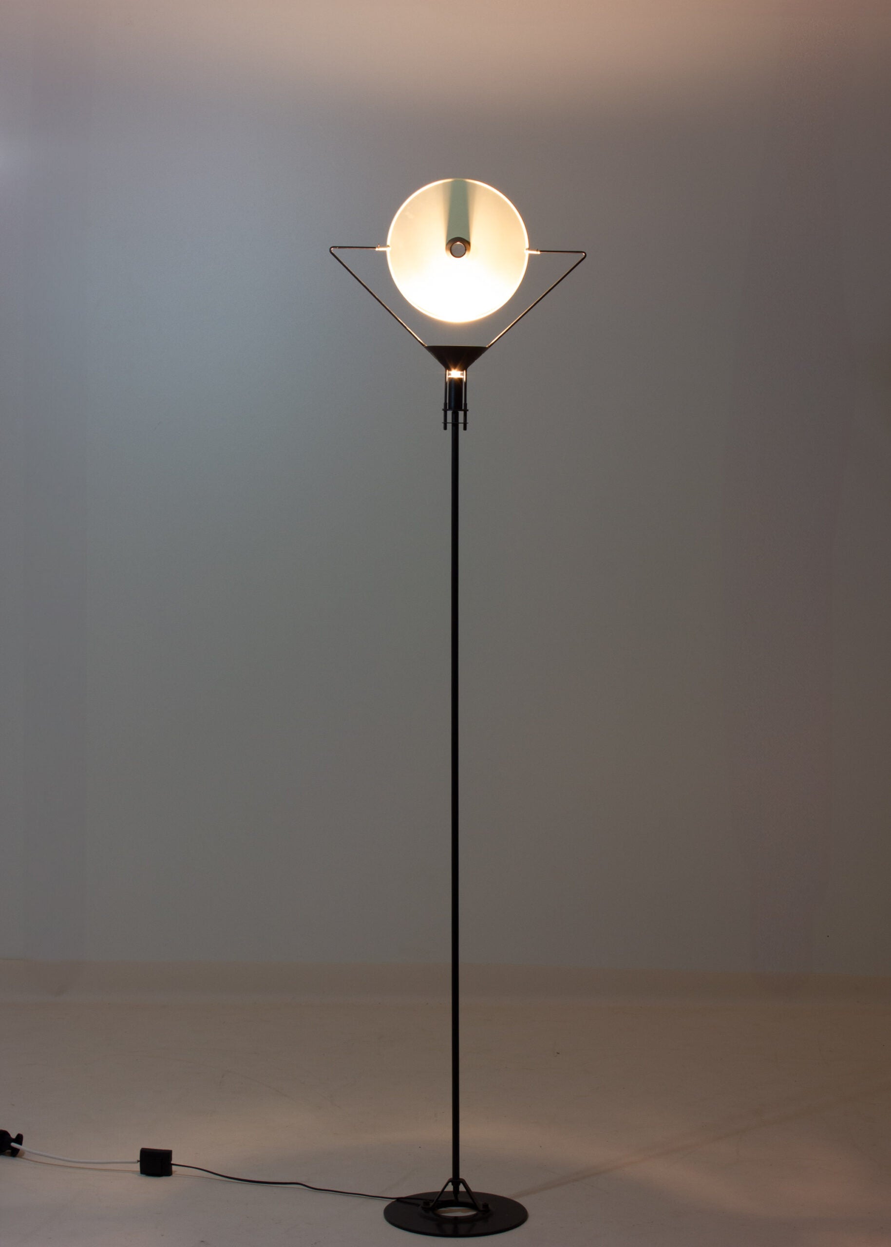 Polifemo_Floor_Lamp_by_Carlo_Forcolini_for_Artemide,_1980s