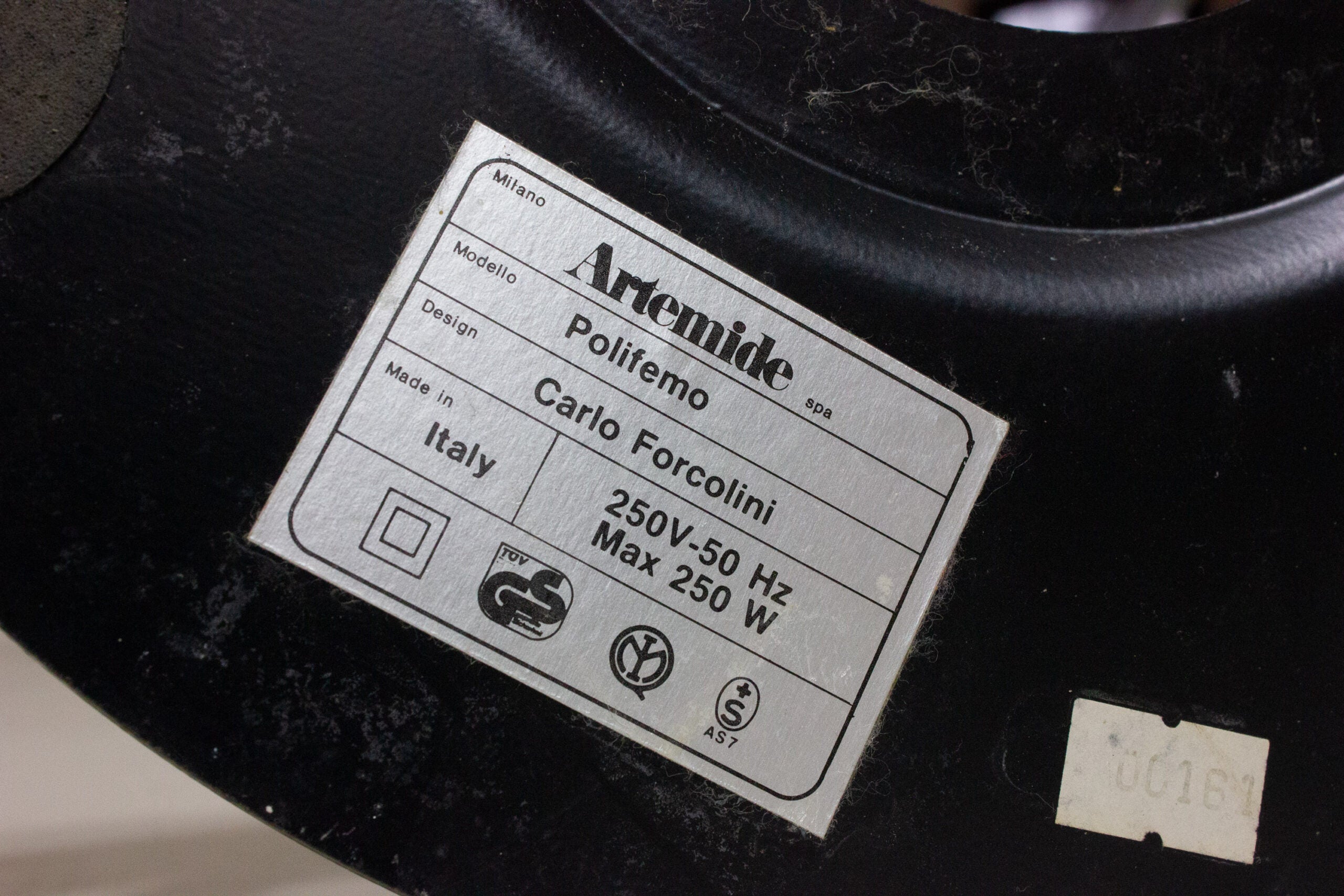 Polifemo_Floor_Lamp_by_Carlo_Forcolini_for_Artemide,_1980s