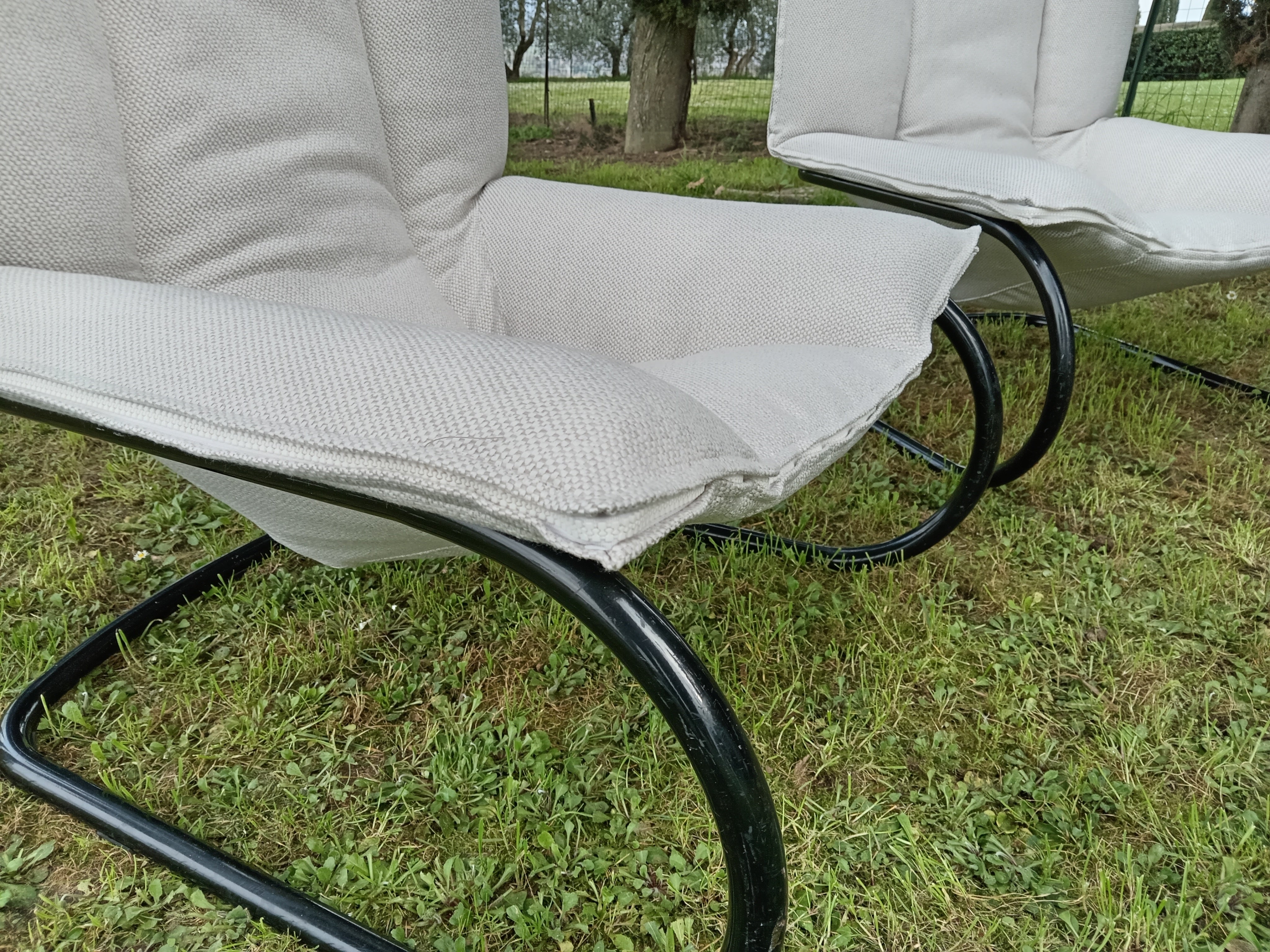 Set_of_2_Rare_Model_8000_Armchairs_by_Italo_Meroni_for_Cinova,_Italian_Design,_1976