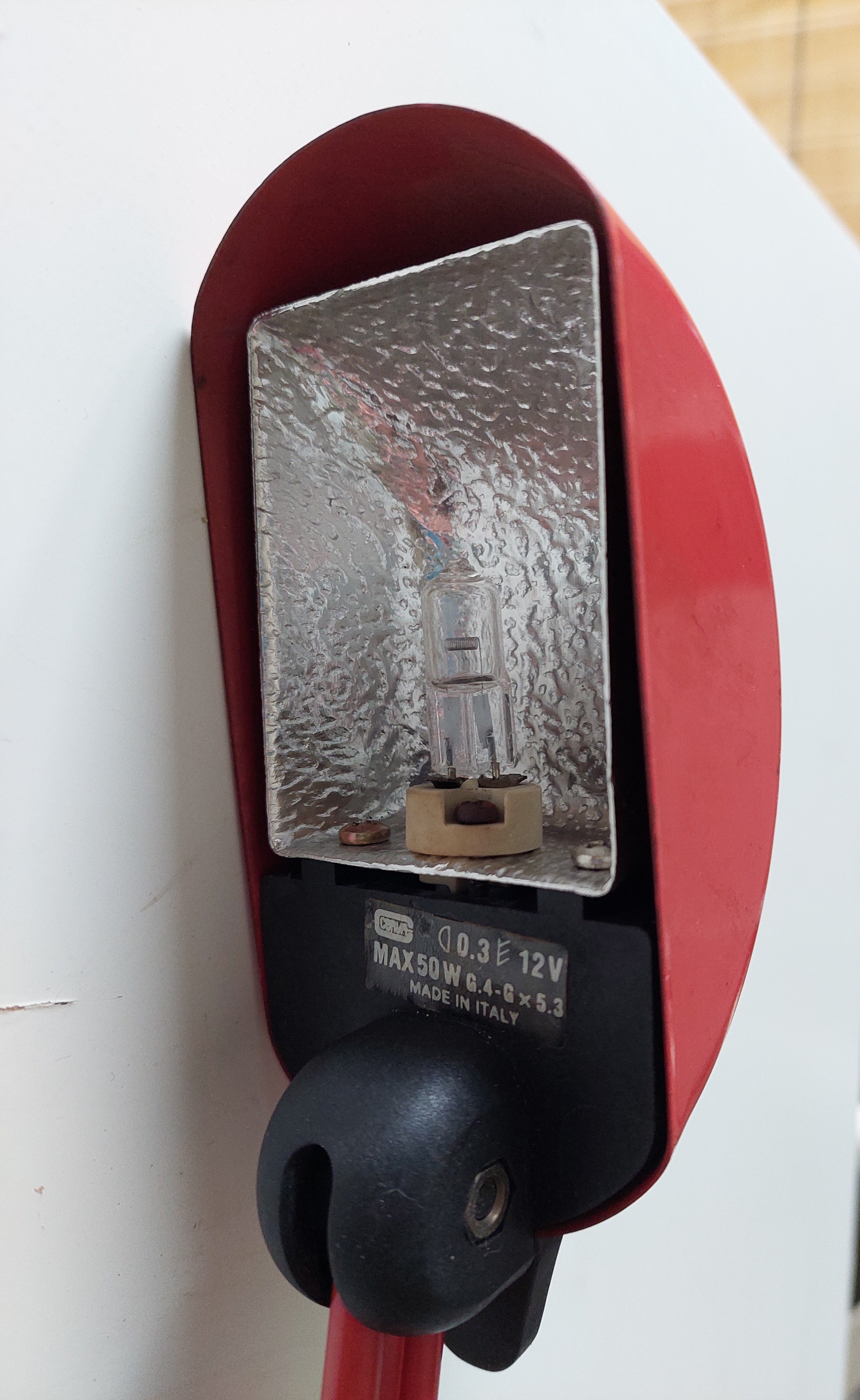 Italian_Postmodern_Red_Desk_Lamp_with_Adjustable_Arm,_Halogen_Light,_1970s