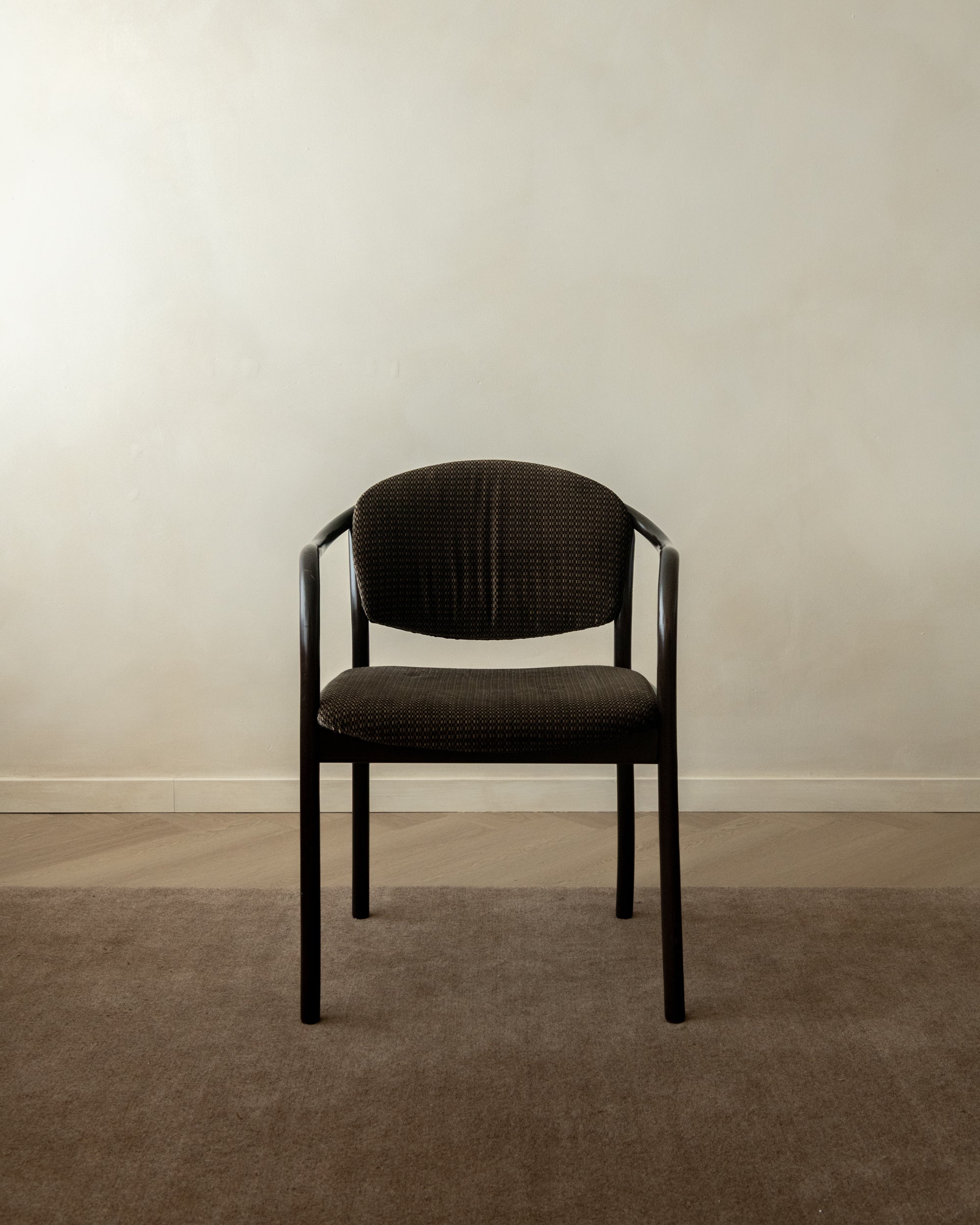 Set_of_4_Thonet_235_F_Bentwood_Dining_Armchairs_by_Hartmut_Lohmeyer,_Germany,_1980s