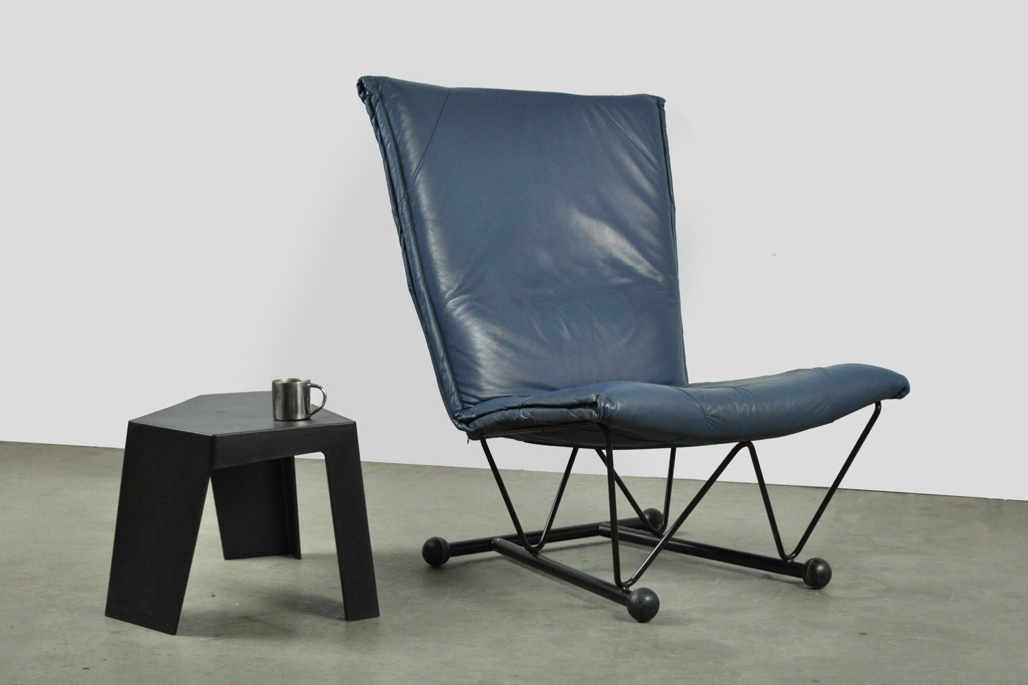 Flyer_Lounge_Chair_by_Pierre_Mazairac_&_Karel_Boonzaaijer_for_Young_International,_Netherlands_1983