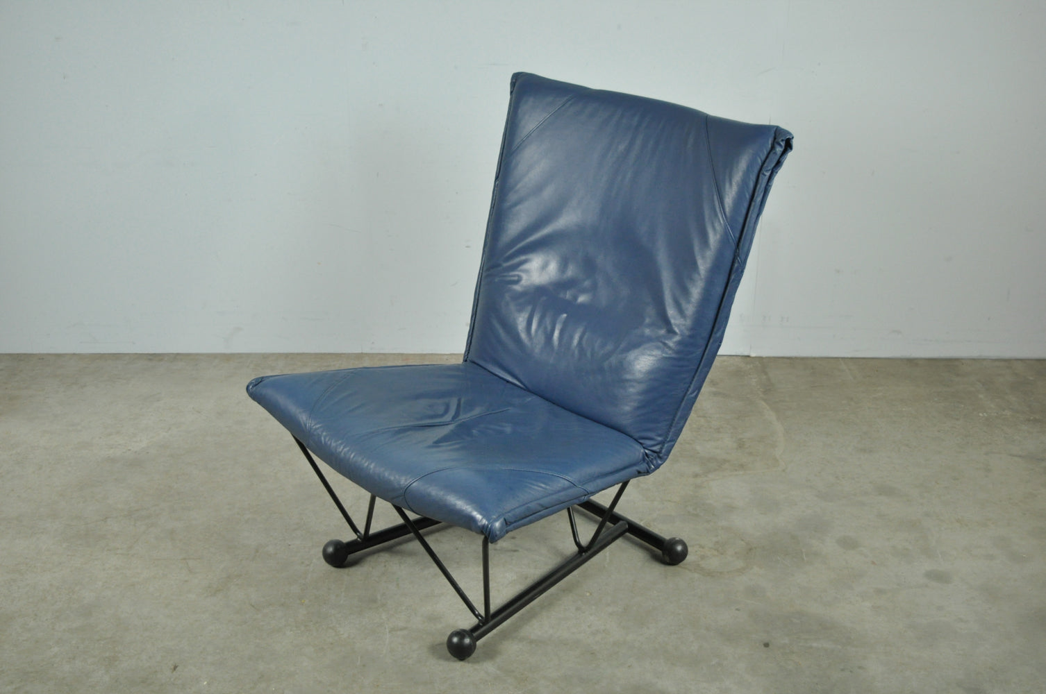 Flyer_Lounge_Chair_by_Pierre_Mazairac_&_Karel_Boonzaaijer_for_Young_International,_Netherlands_1983
