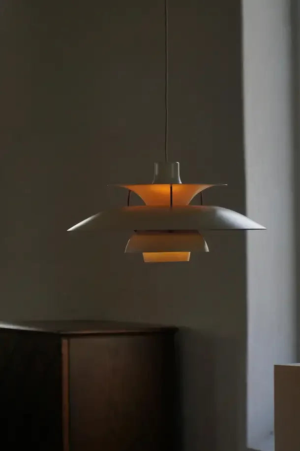 Poul_Henningsen_PH5_Pendant_Lamp_for_Louis_Poulsen