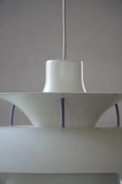 Poul_Henningsen_PH5_Pendant_Lamp_for_Louis_Poulsen