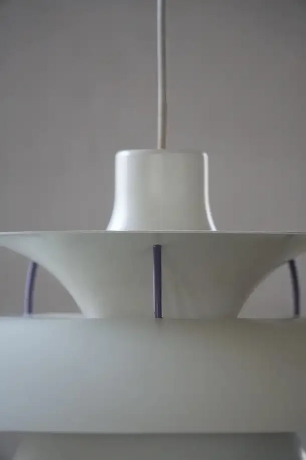 Poul_Henningsen_PH5_Pendant_Lamp_for_Louis_Poulsen