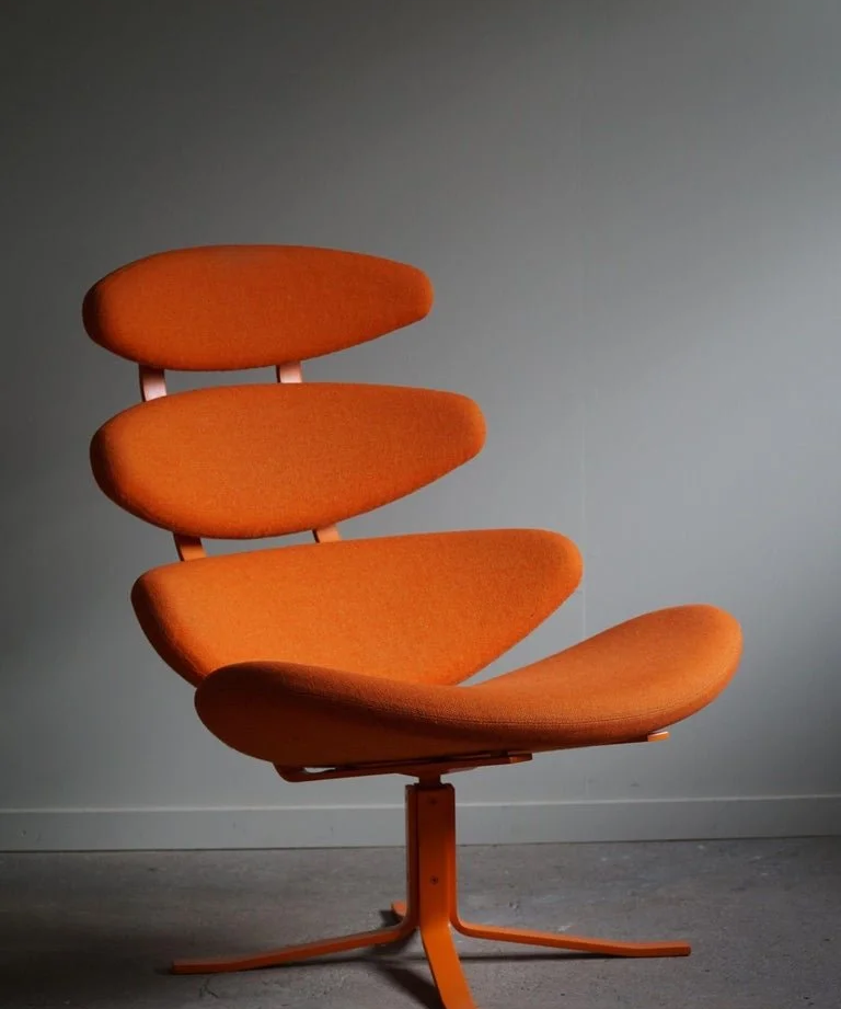 Poul_M._Volther,_Corona_Easy_Chair,_Special_Edition_for_Arken_Art_Museum