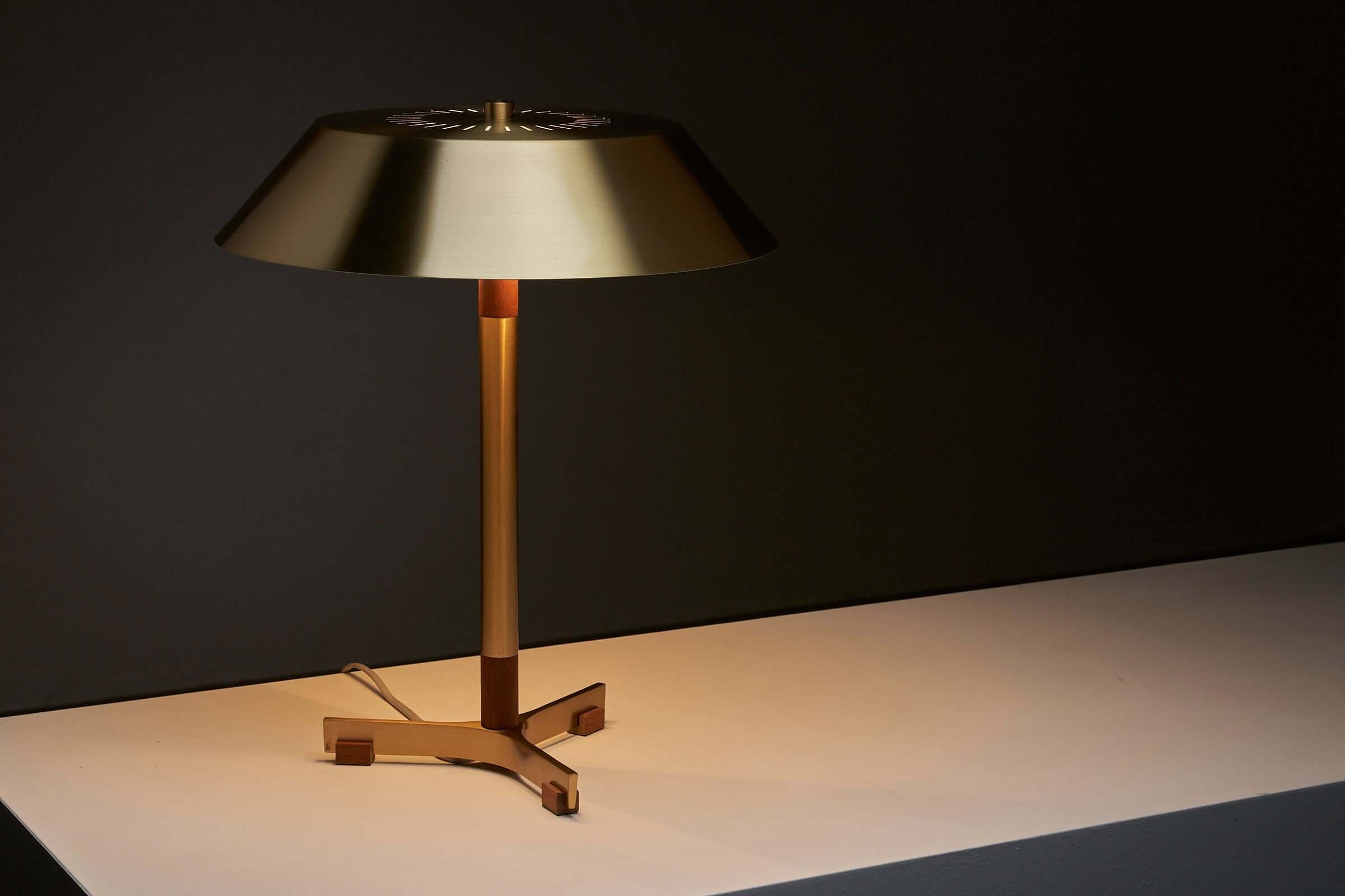 President_Table_Lamp,_Jo_Hammerborg,_Brass_&_Teak,_1960s,_Denmark